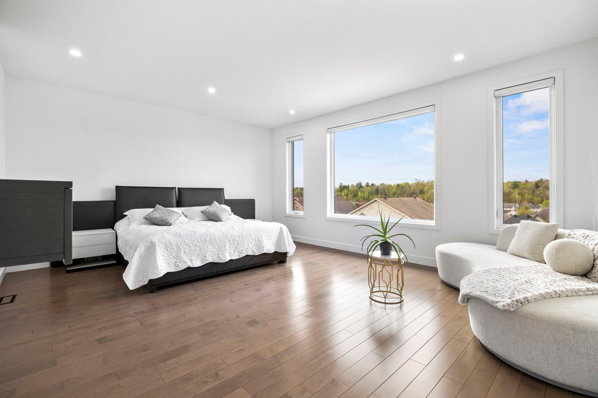 









111


Rue de St-Vallier

,
Gatineau (Gatineau),




QC
J8V3V6

