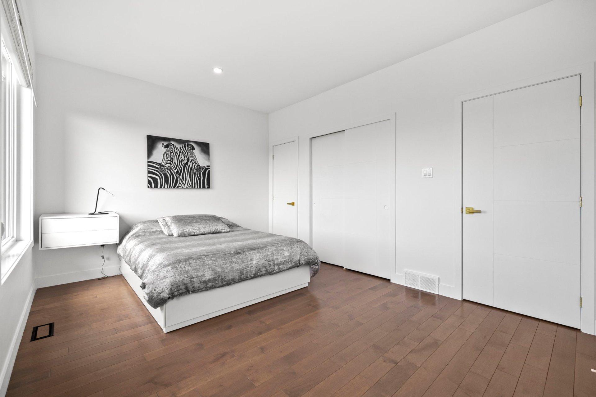 









111


Rue de St-Vallier

,
Gatineau (Gatineau),




QC
J8V3V6

