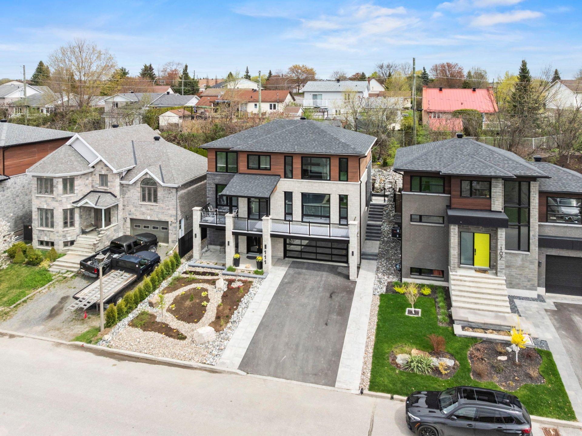 









111


Rue de St-Vallier

,
Gatineau (Gatineau),




QC
J8V3V6

