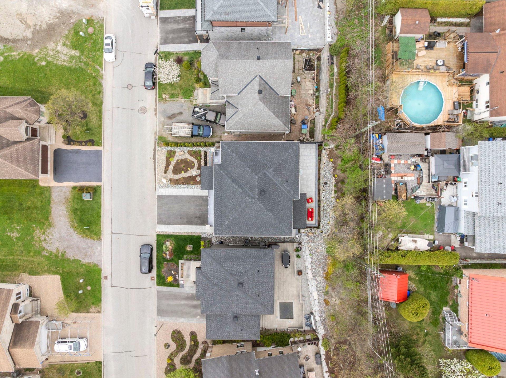 









111


Rue de St-Vallier

,
Gatineau (Gatineau),




QC
J8V3V6


