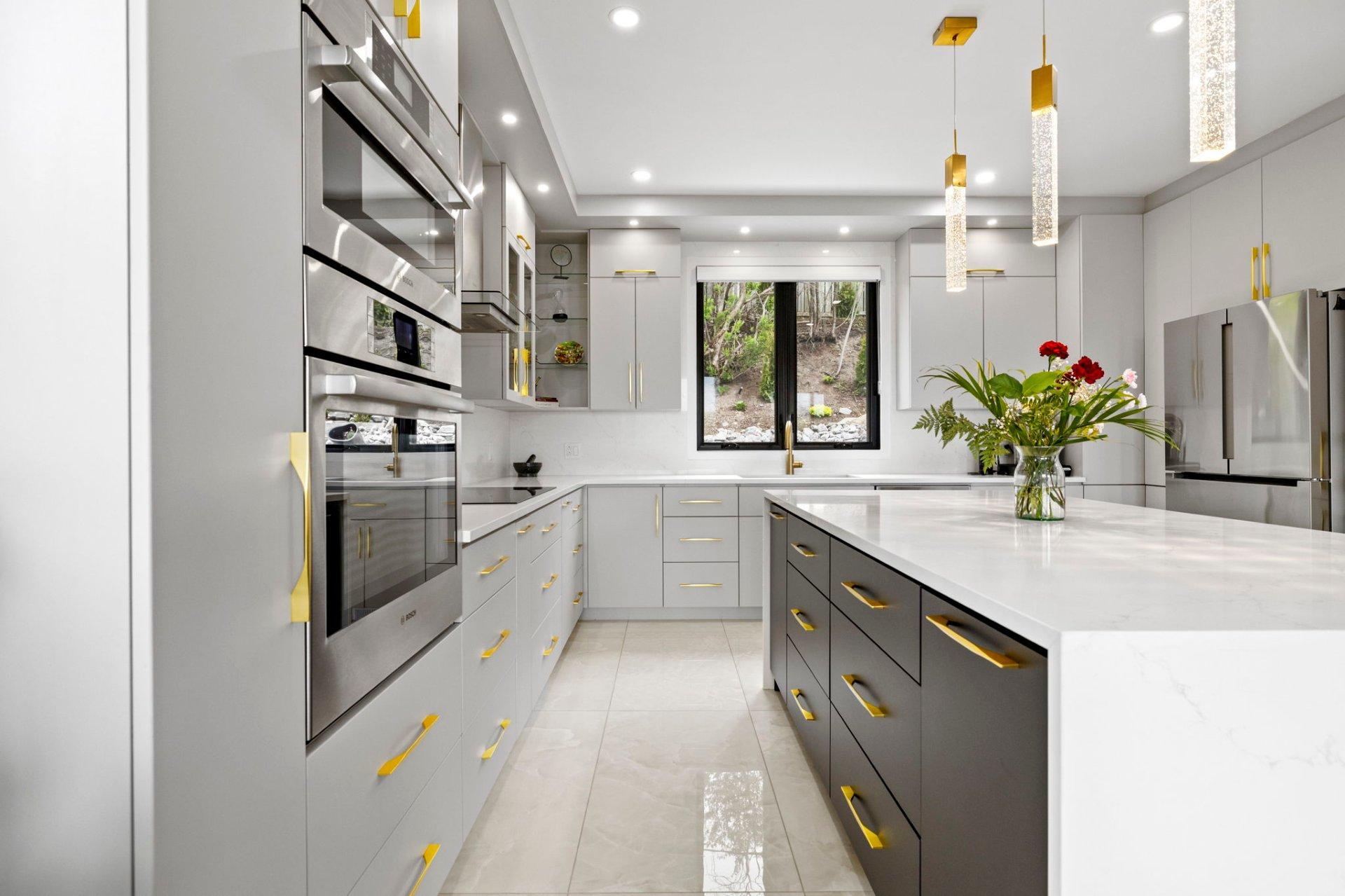 









111


Rue de St-Vallier

,
Gatineau (Gatineau),




QC
J8V3V6

