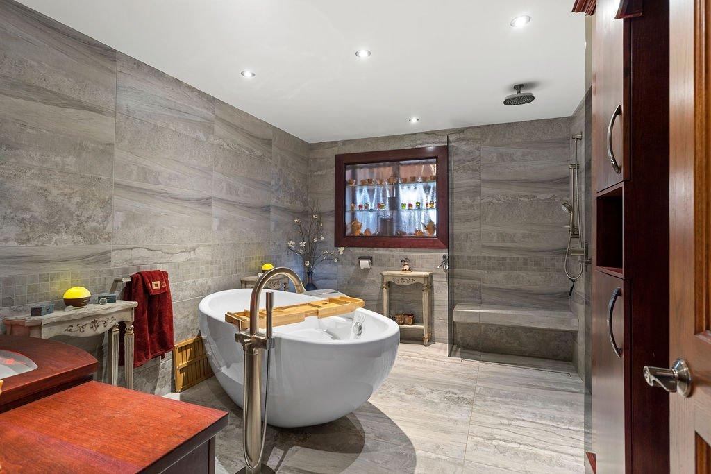 









2780


Tsse Belleau

,
Longueuil (Le Vieux-Longueuil),




QC
J4M1K7

