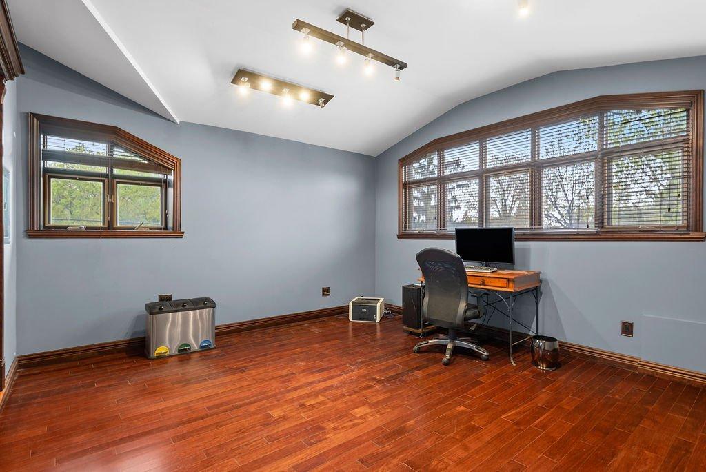 









2780


Tsse Belleau

,
Longueuil (Le Vieux-Longueuil),




QC
J4M1K7

