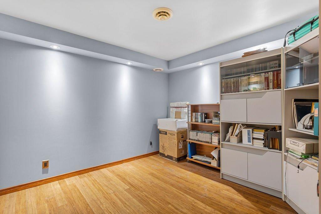 









2780


Tsse Belleau

,
Longueuil (Le Vieux-Longueuil),




QC
J4M1K7

