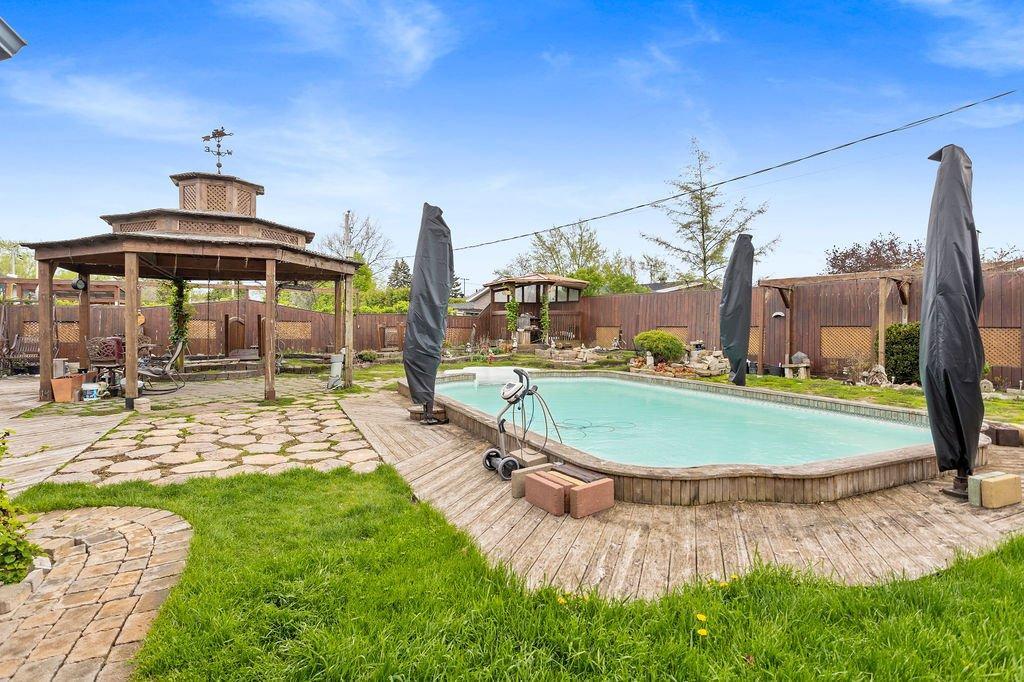









2780


Tsse Belleau

,
Longueuil (Le Vieux-Longueuil),




QC
J4M1K7

