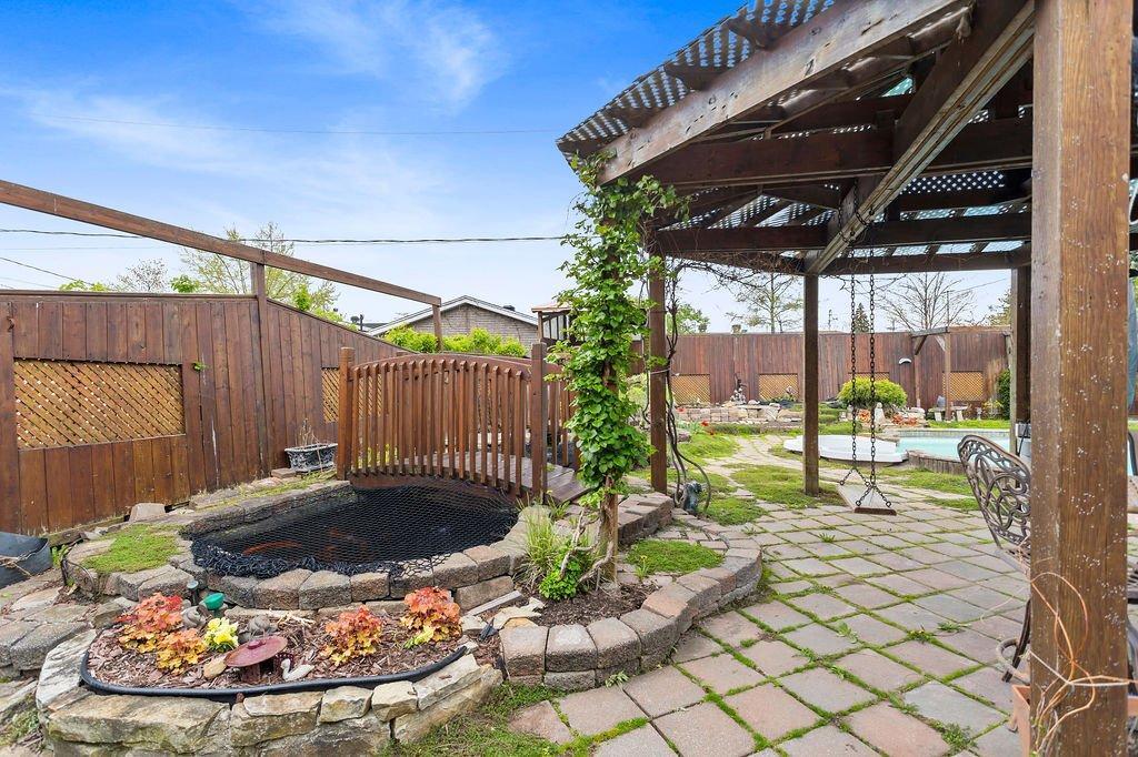 









2780


Tsse Belleau

,
Longueuil (Le Vieux-Longueuil),




QC
J4M1K7

