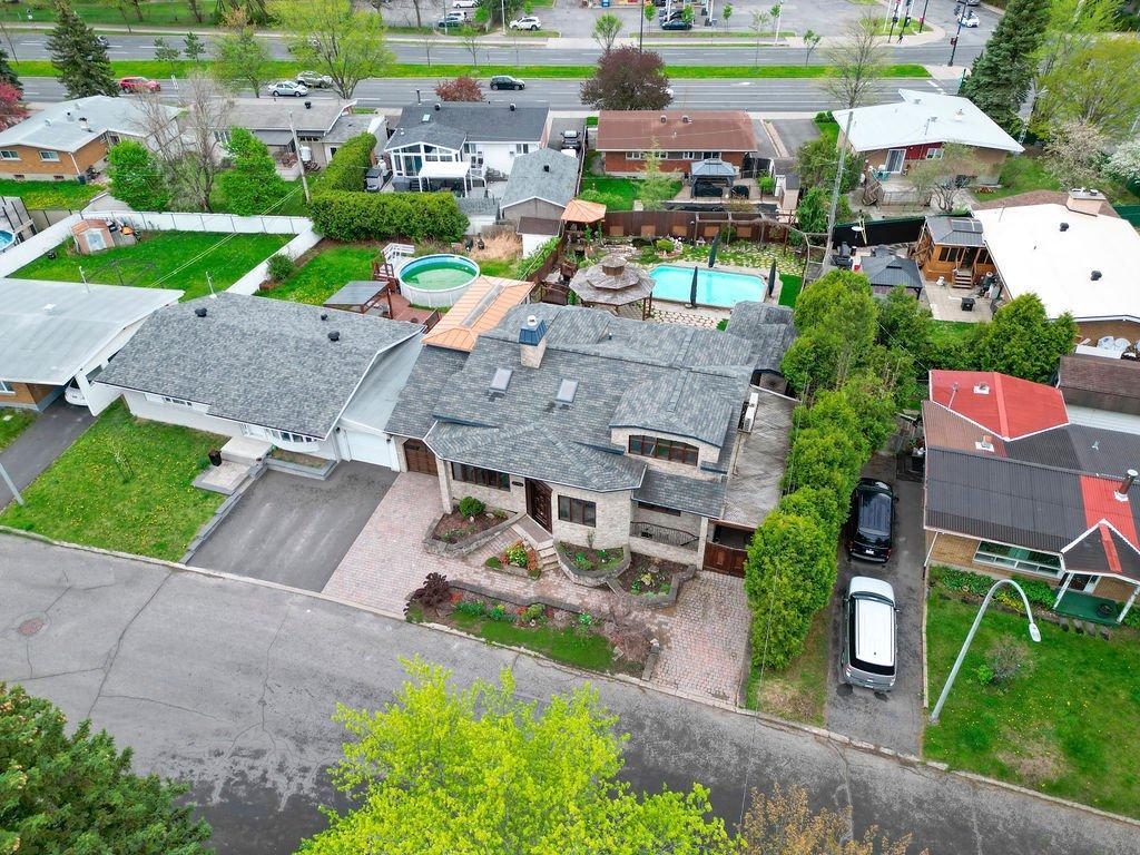 









2780


Tsse Belleau

,
Longueuil (Le Vieux-Longueuil),




QC
J4M1K7


