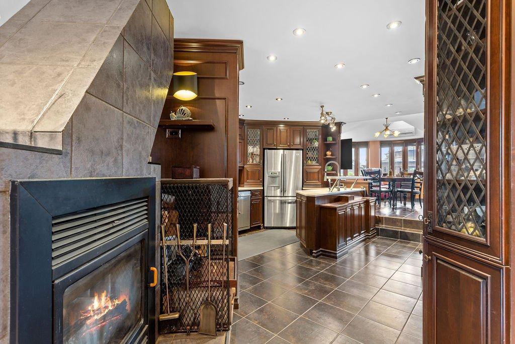 









2780


Tsse Belleau

,
Longueuil (Le Vieux-Longueuil),




QC
J4M1K7

