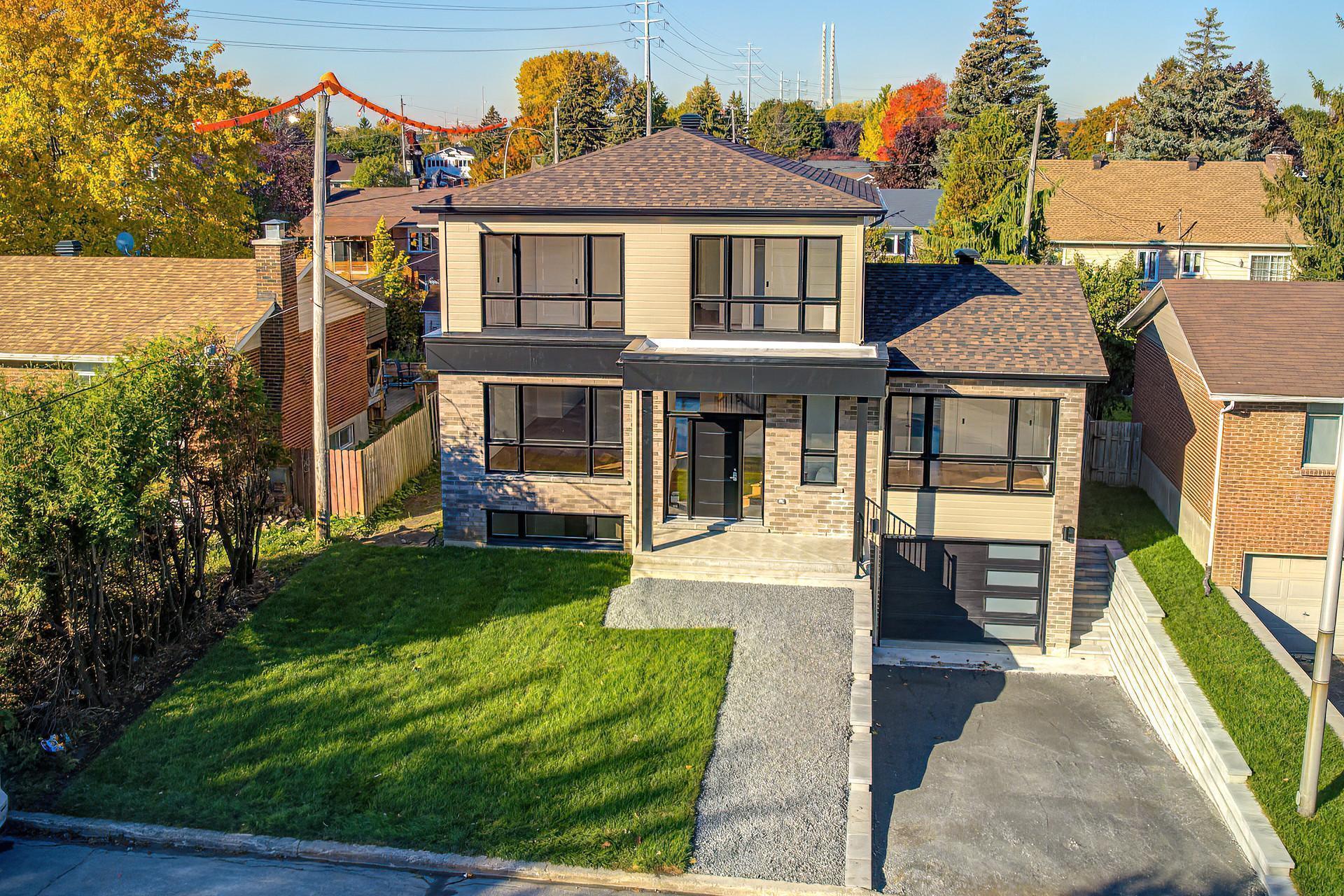 









6535


Rue Poitou

,
Brossard,




QC
J4W2W5

