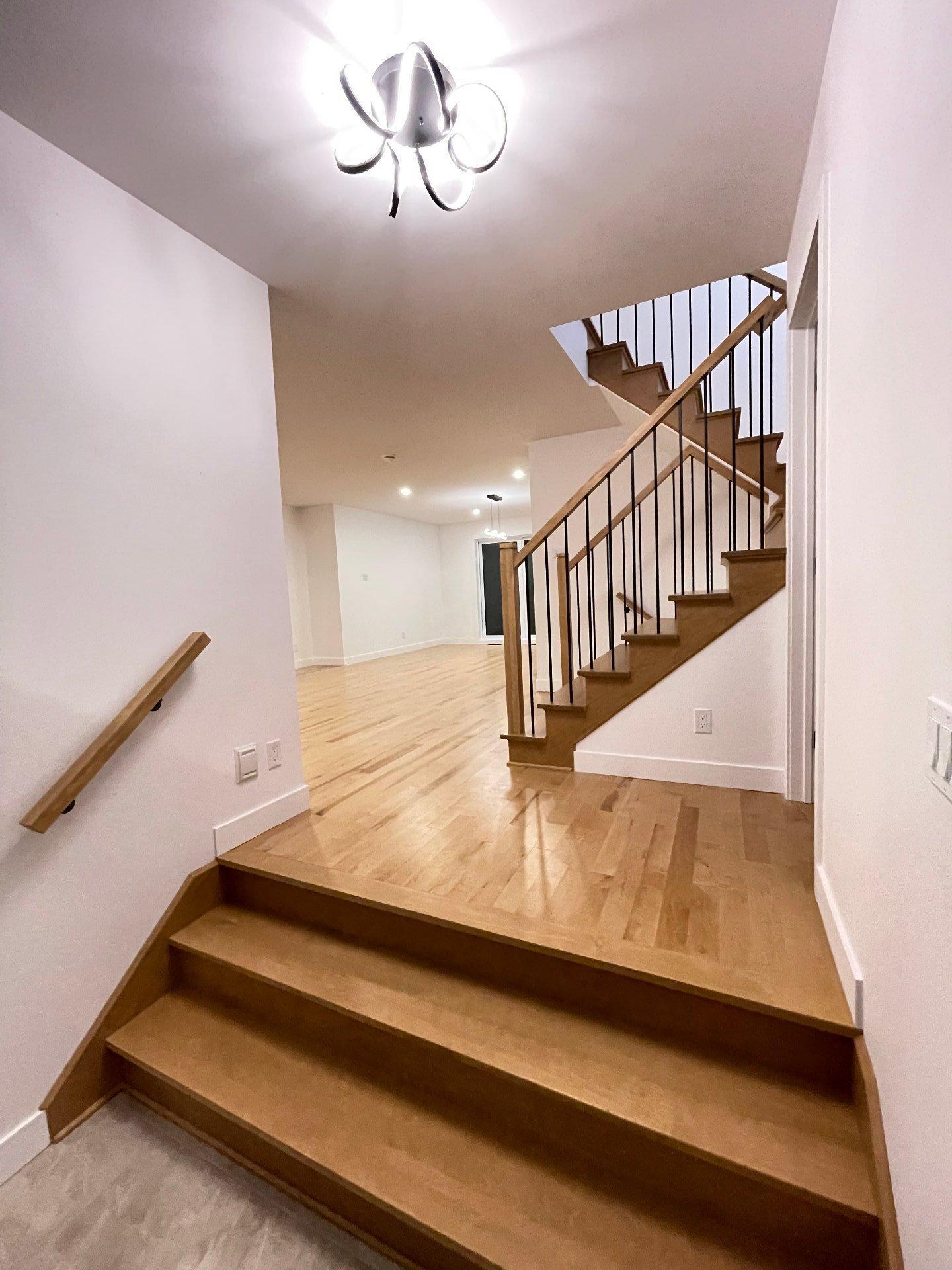 









6535


Rue Poitou

,
Brossard,




QC
J4W2W5

