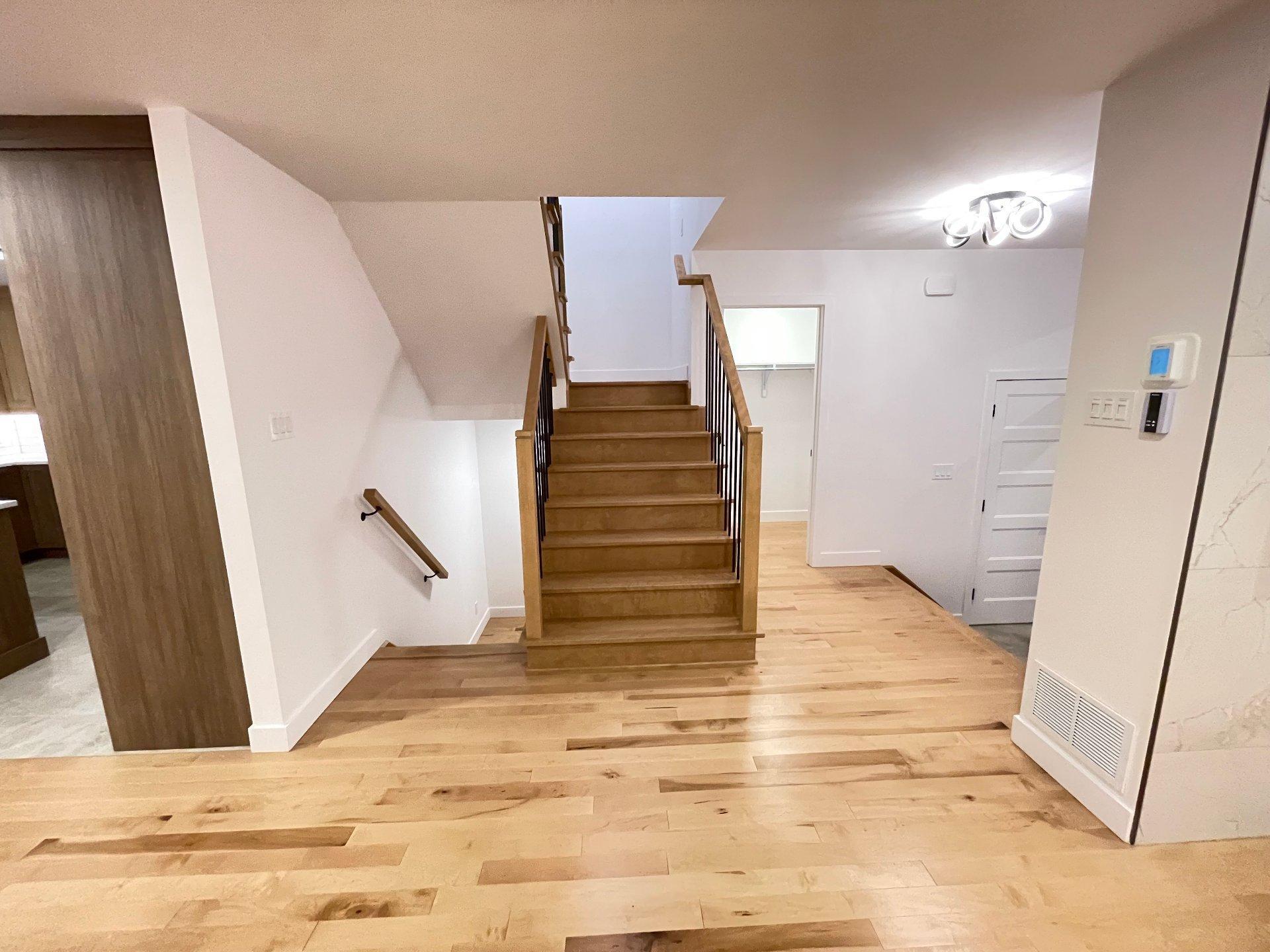 









6535


Rue Poitou

,
Brossard,




QC
J4W2W5


