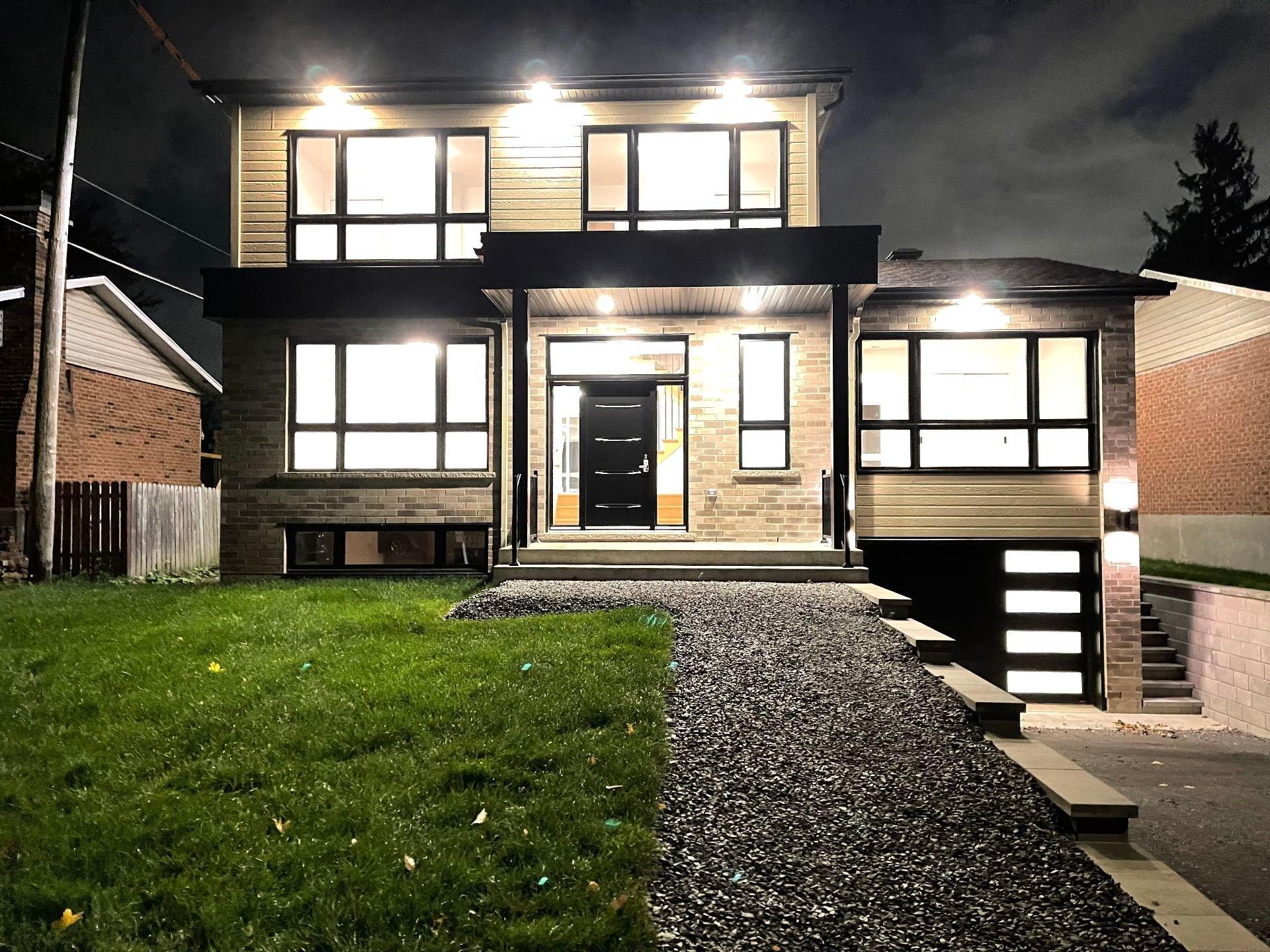 









6535


Rue Poitou

,
Brossard,




QC
J4W2W5

