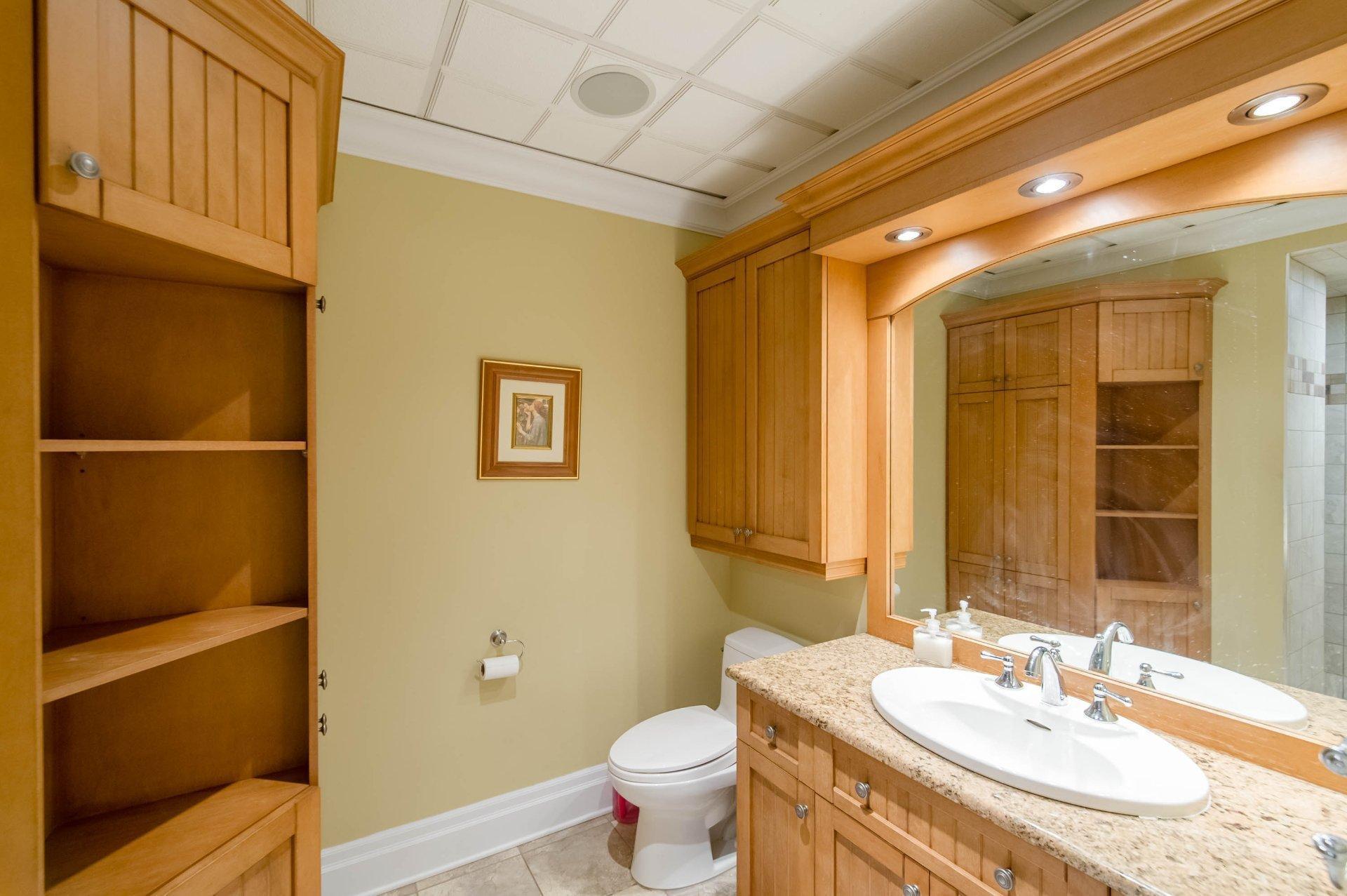









435


Rue Chabot

,
Sainte-Hélène-de-Bagot,




QC
J0H1M0

