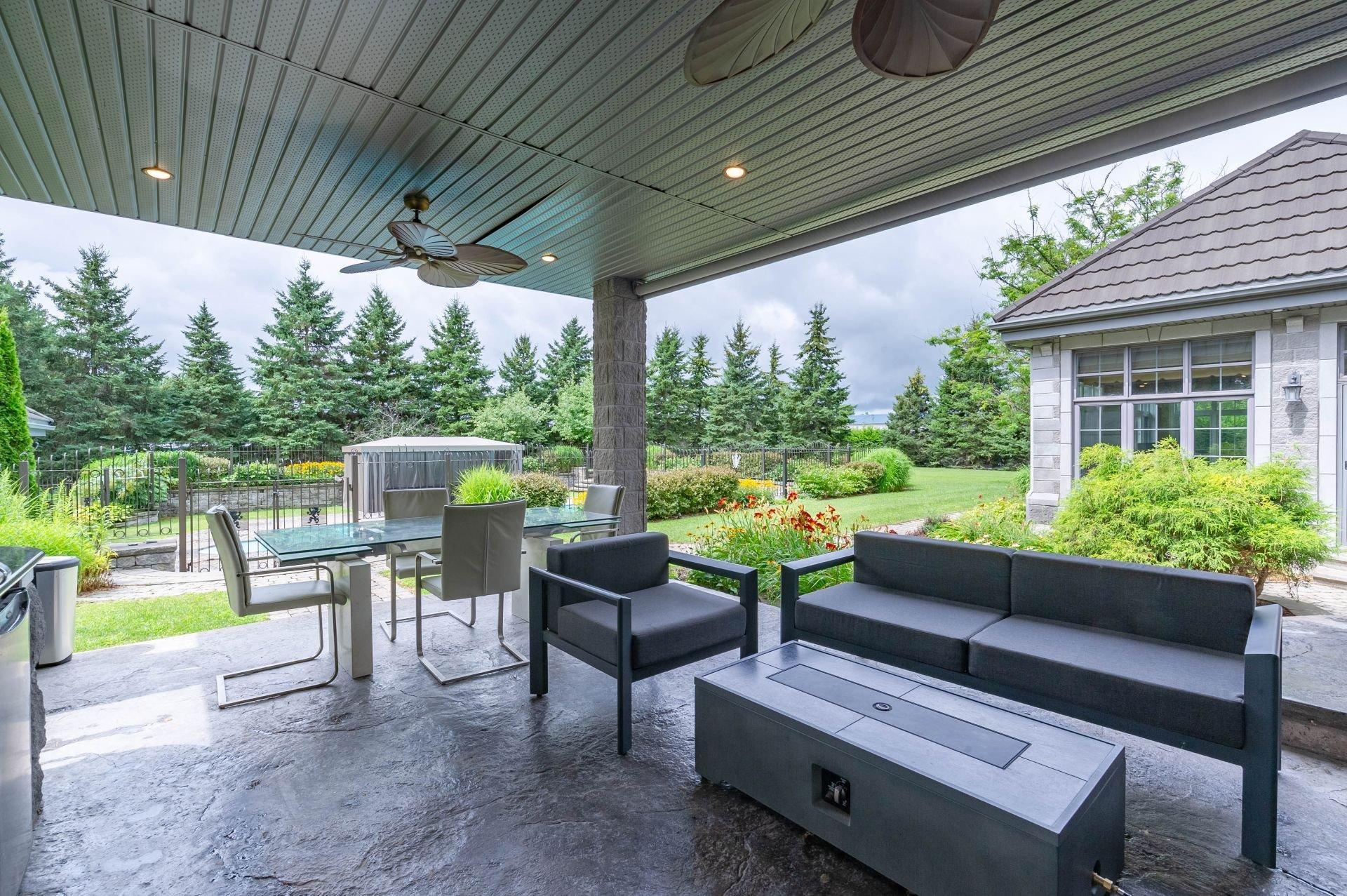 









435


Rue Chabot

,
Sainte-Hélène-de-Bagot,




QC
J0H1M0

