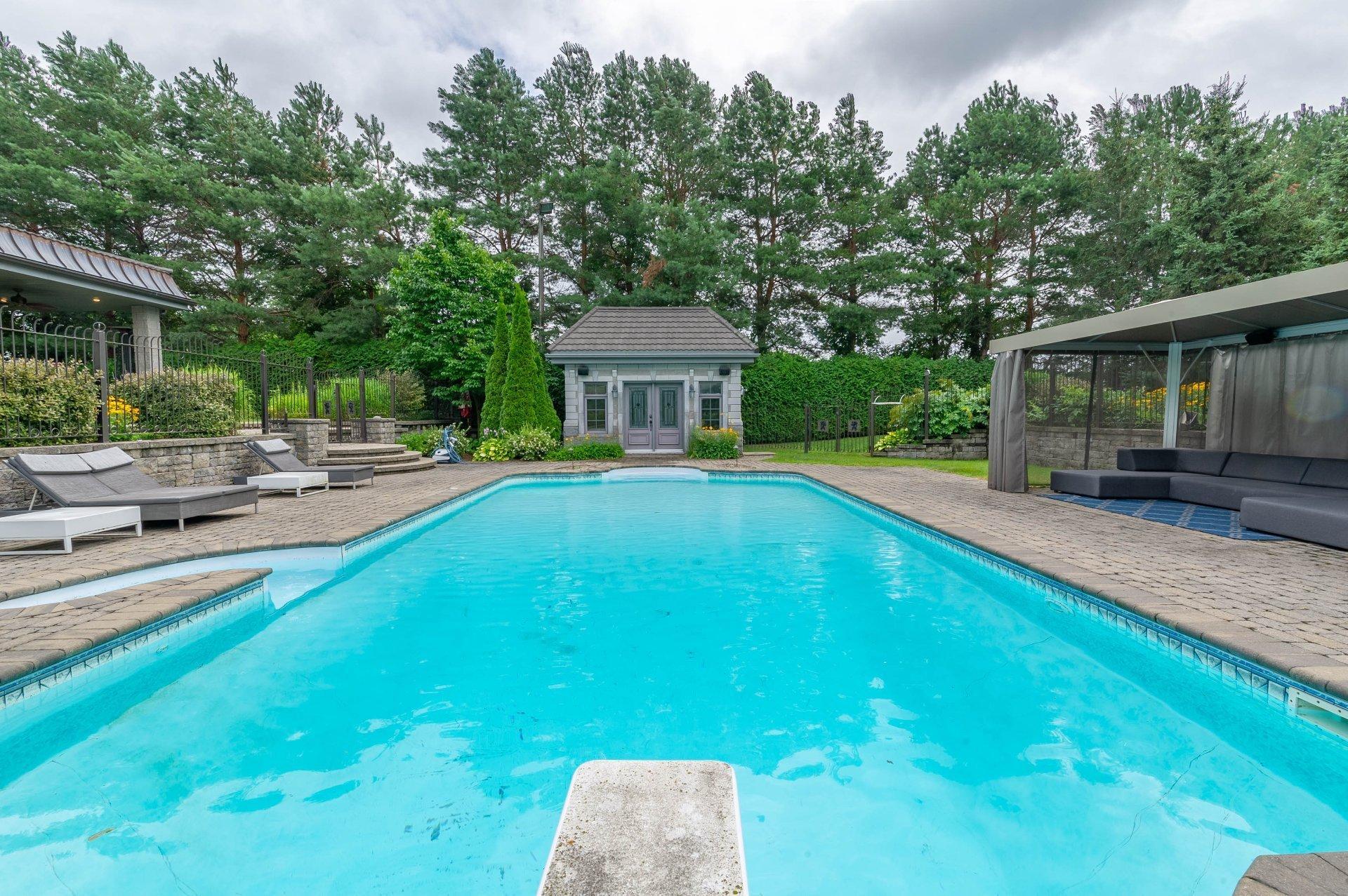 









435


Rue Chabot

,
Sainte-Hélène-de-Bagot,




QC
J0H1M0

