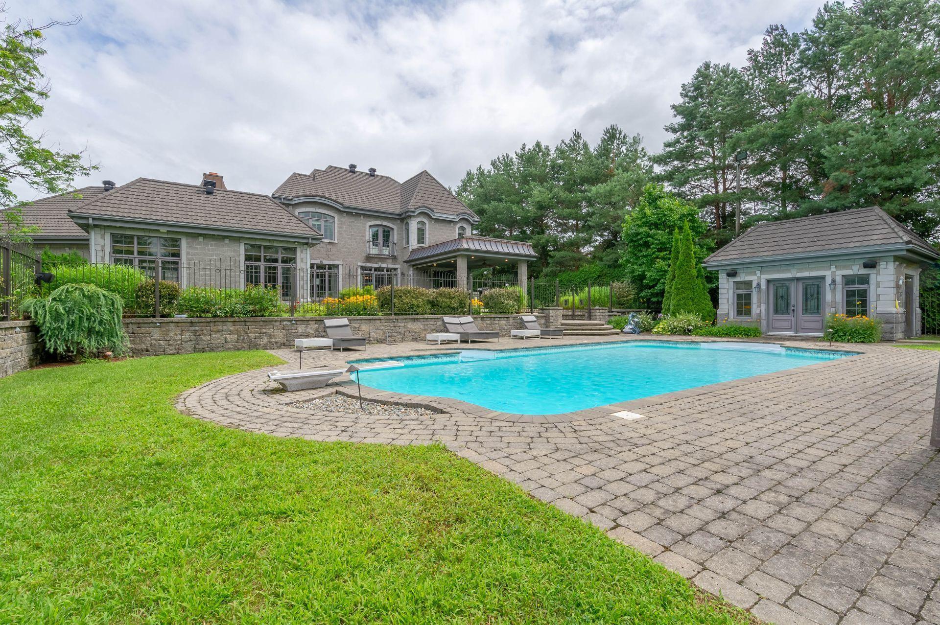 









435


Rue Chabot

,
Sainte-Hélène-de-Bagot,




QC
J0H1M0

