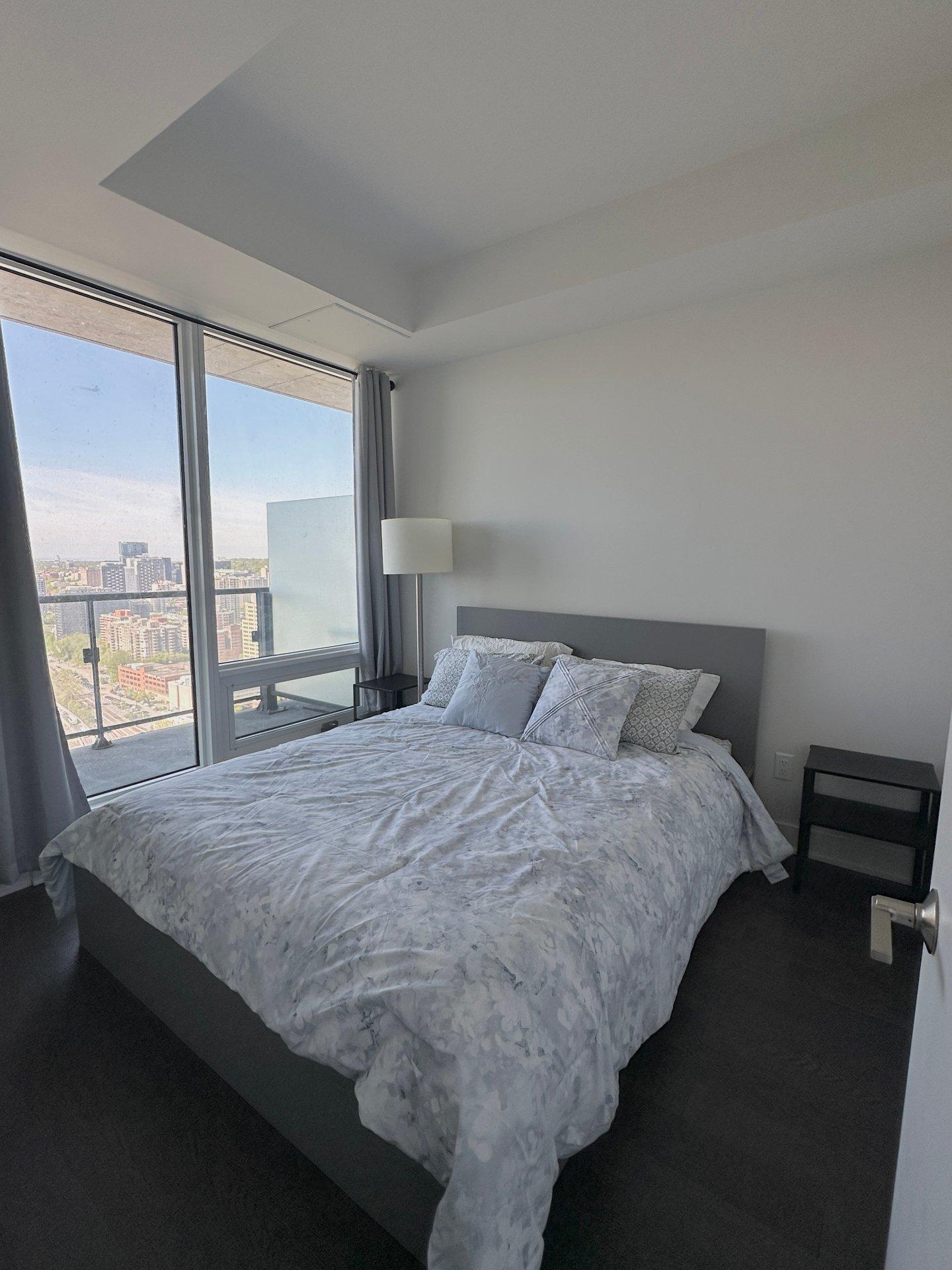 









1288


Rue St-Antoine O.

, 4201,
Montréal (Ville-Marie),




QC
H3C0X6

