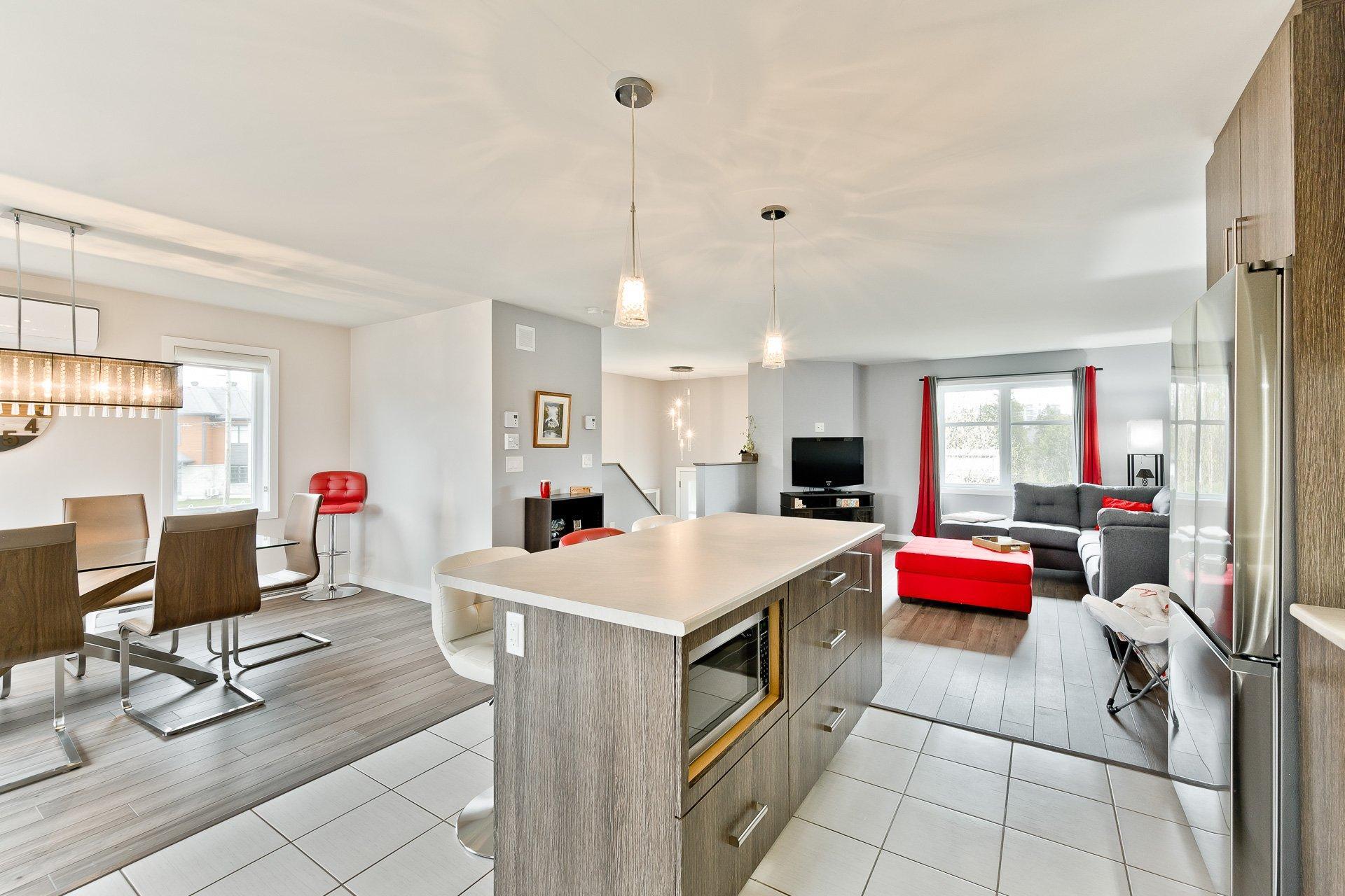 









220


Rue Paul-Gagné

,
Sherbrooke (Fleurimont),




QC
J1E0K3

