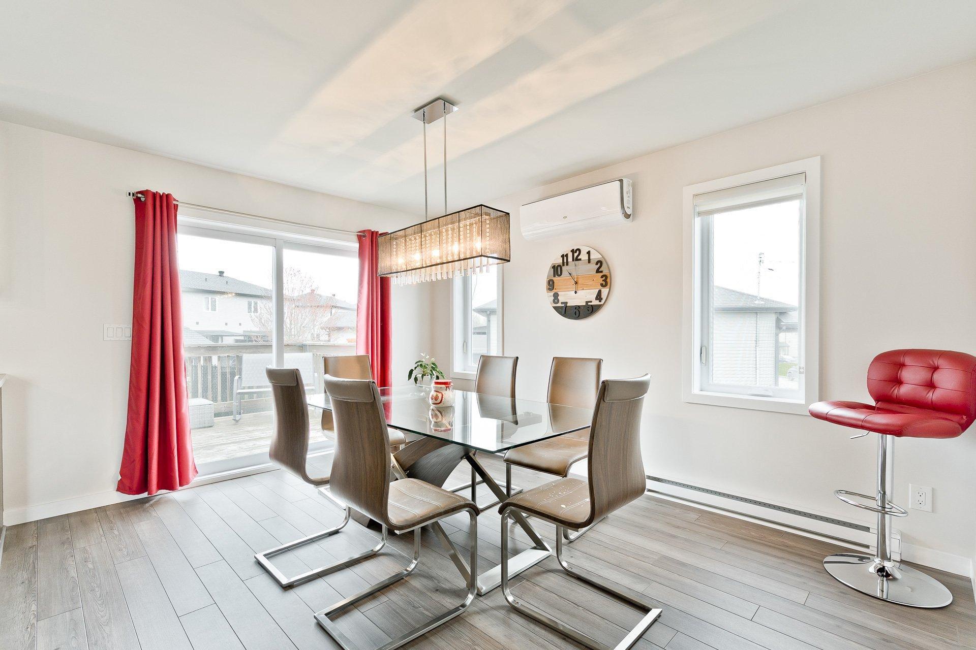 









220


Rue Paul-Gagné

,
Sherbrooke (Fleurimont),




QC
J1E0K3

