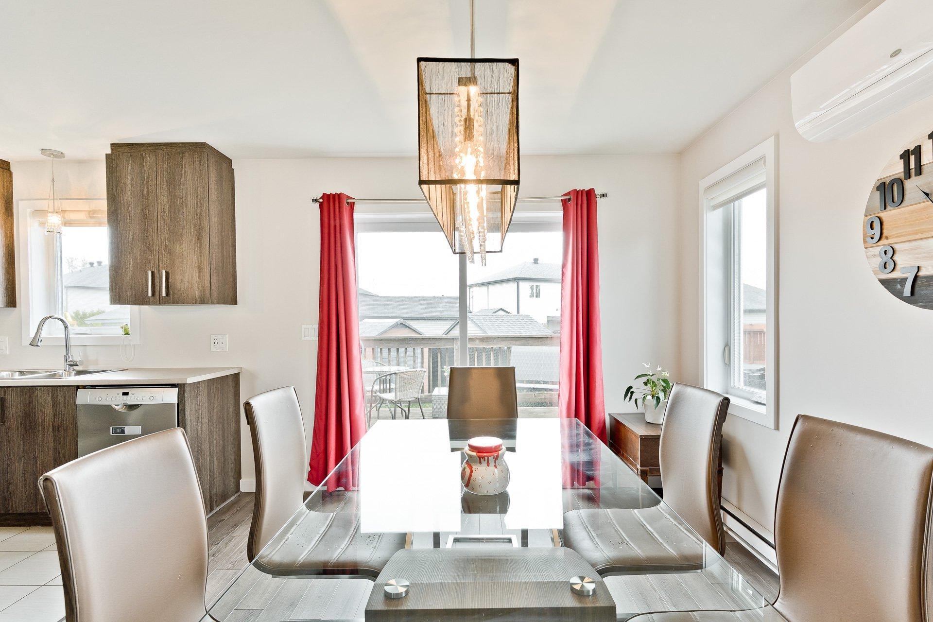 









220


Rue Paul-Gagné

,
Sherbrooke (Fleurimont),




QC
J1E0K3

