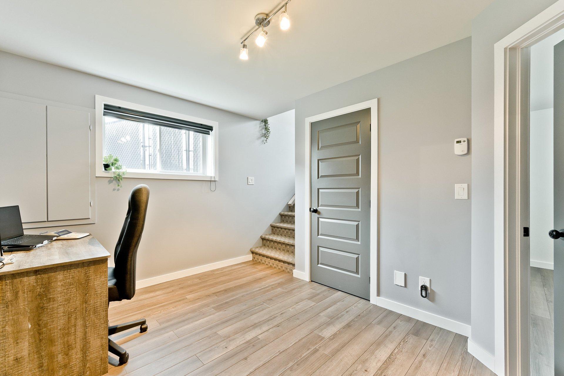 









220


Rue Paul-Gagné

,
Sherbrooke (Fleurimont),




QC
J1E0K3

