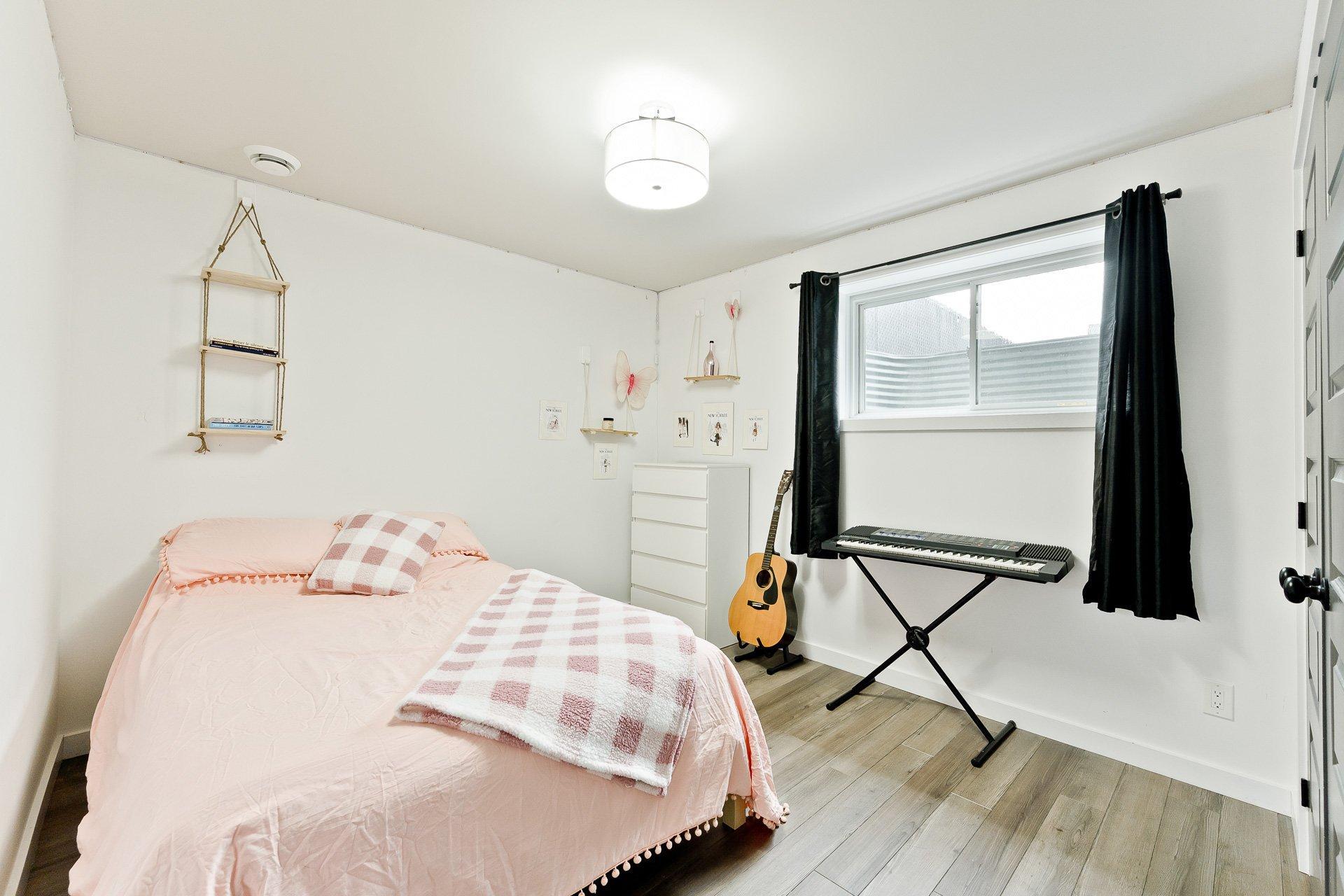 









220


Rue Paul-Gagné

,
Sherbrooke (Fleurimont),




QC
J1E0K3


