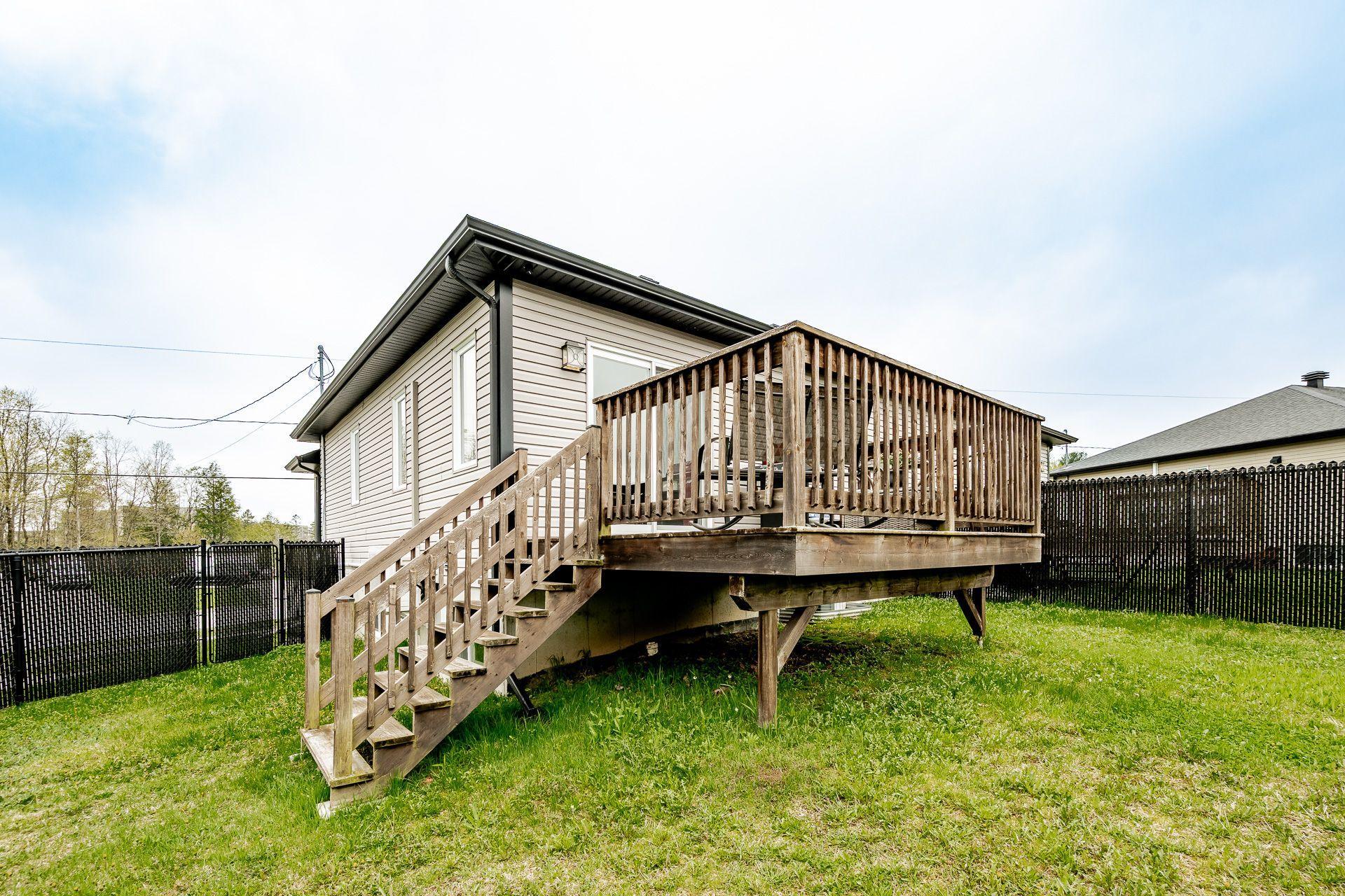 









220


Rue Paul-Gagné

,
Sherbrooke (Fleurimont),




QC
J1E0K3

