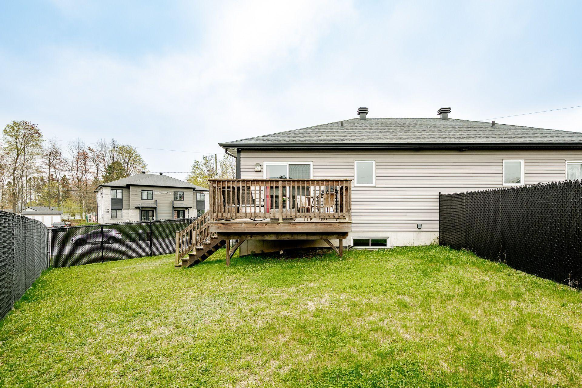 









220


Rue Paul-Gagné

,
Sherbrooke (Fleurimont),




QC
J1E0K3

