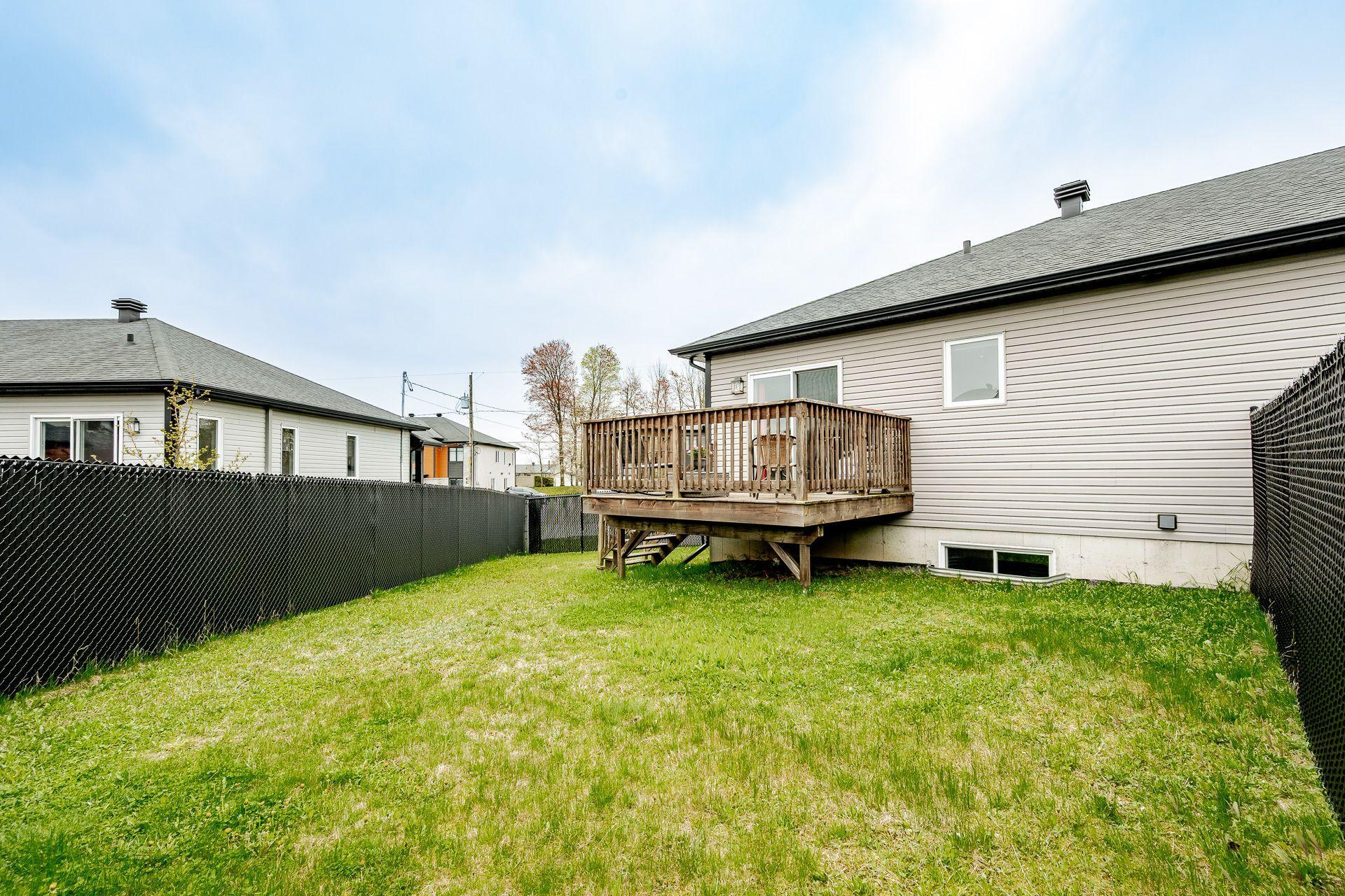 









220


Rue Paul-Gagné

,
Sherbrooke (Fleurimont),




QC
J1E0K3

