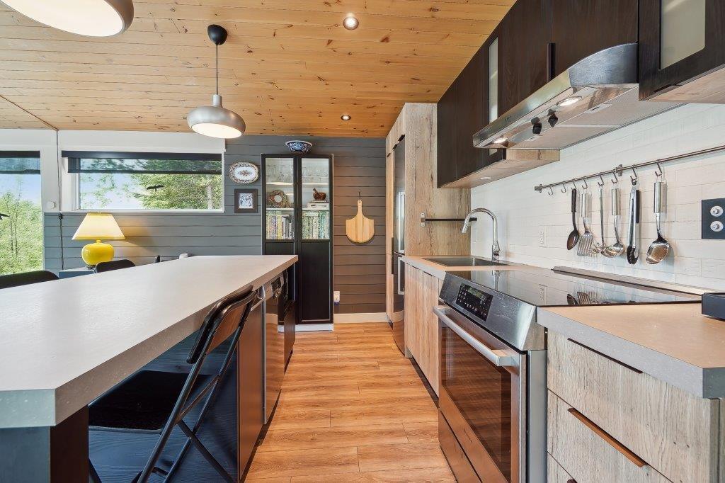 









28


Ch. McGarry

,
La Pêche,




QC
J0X3G0

