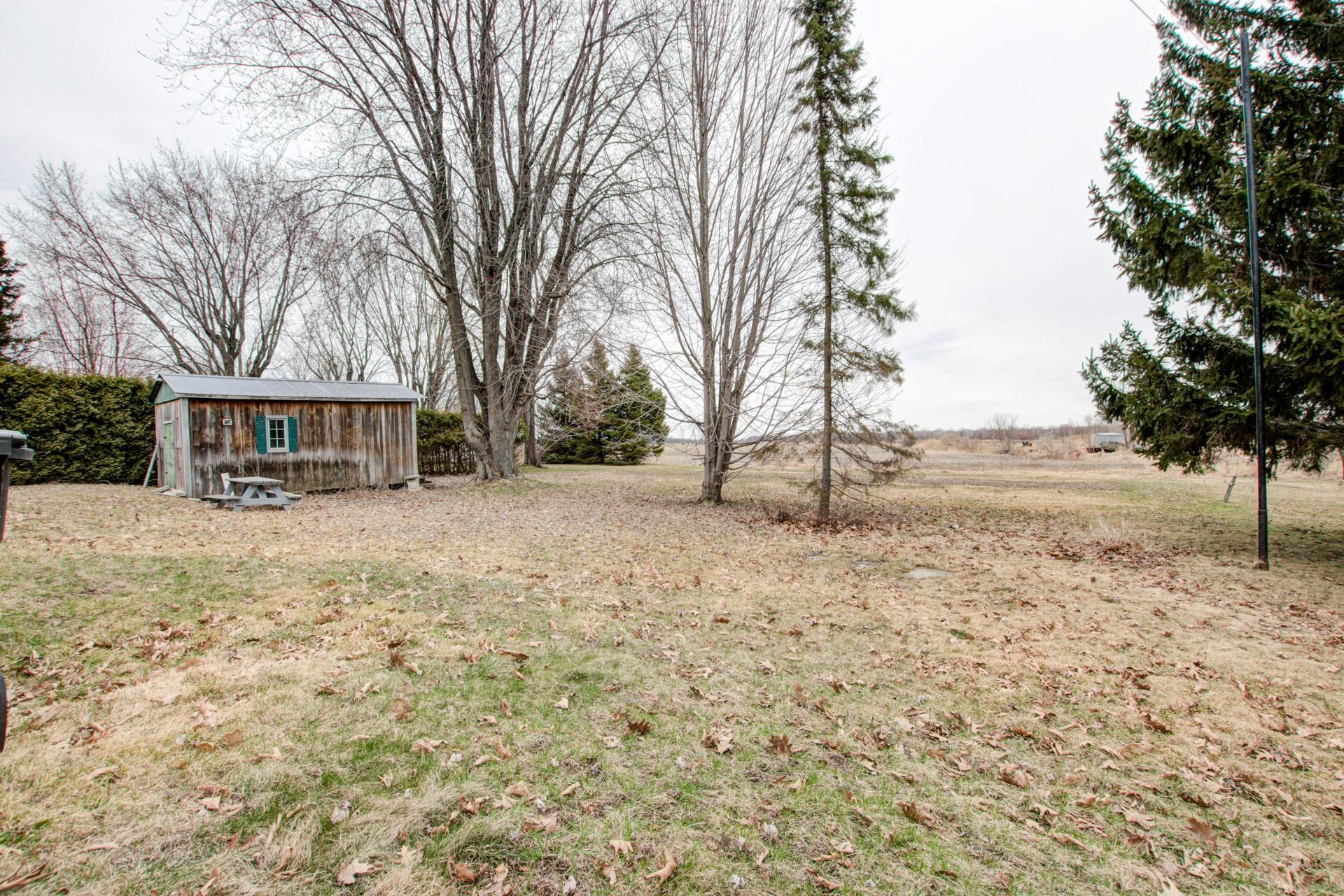









1074


Ch. du Chenal-du-Moine

,
Sainte-Anne-de-Sorel,




QC
J3P5N3

