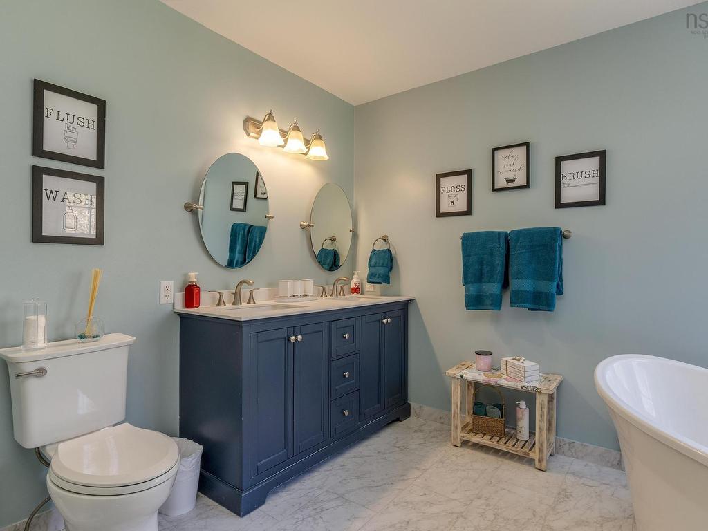 












1394 Wentworth Road

,
Sweets Corner,




NS
B0N 2T0

