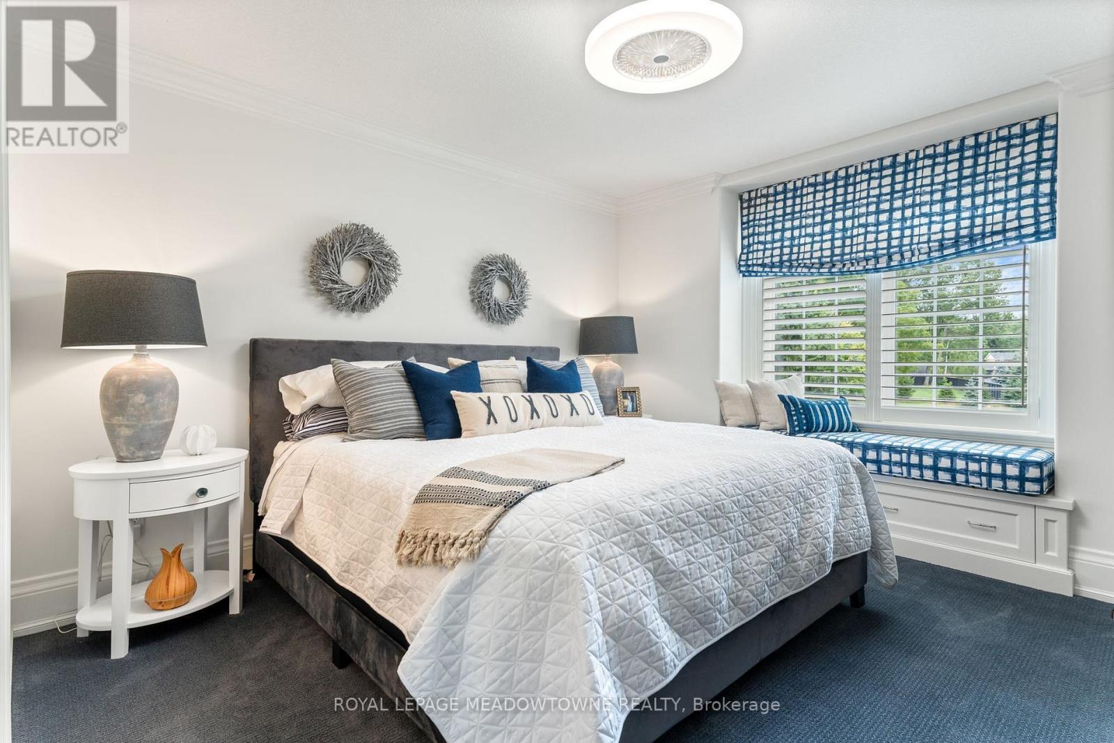












3 BOGLE DRIVE

,
Hamilton,




Ontario
L0R1H2

