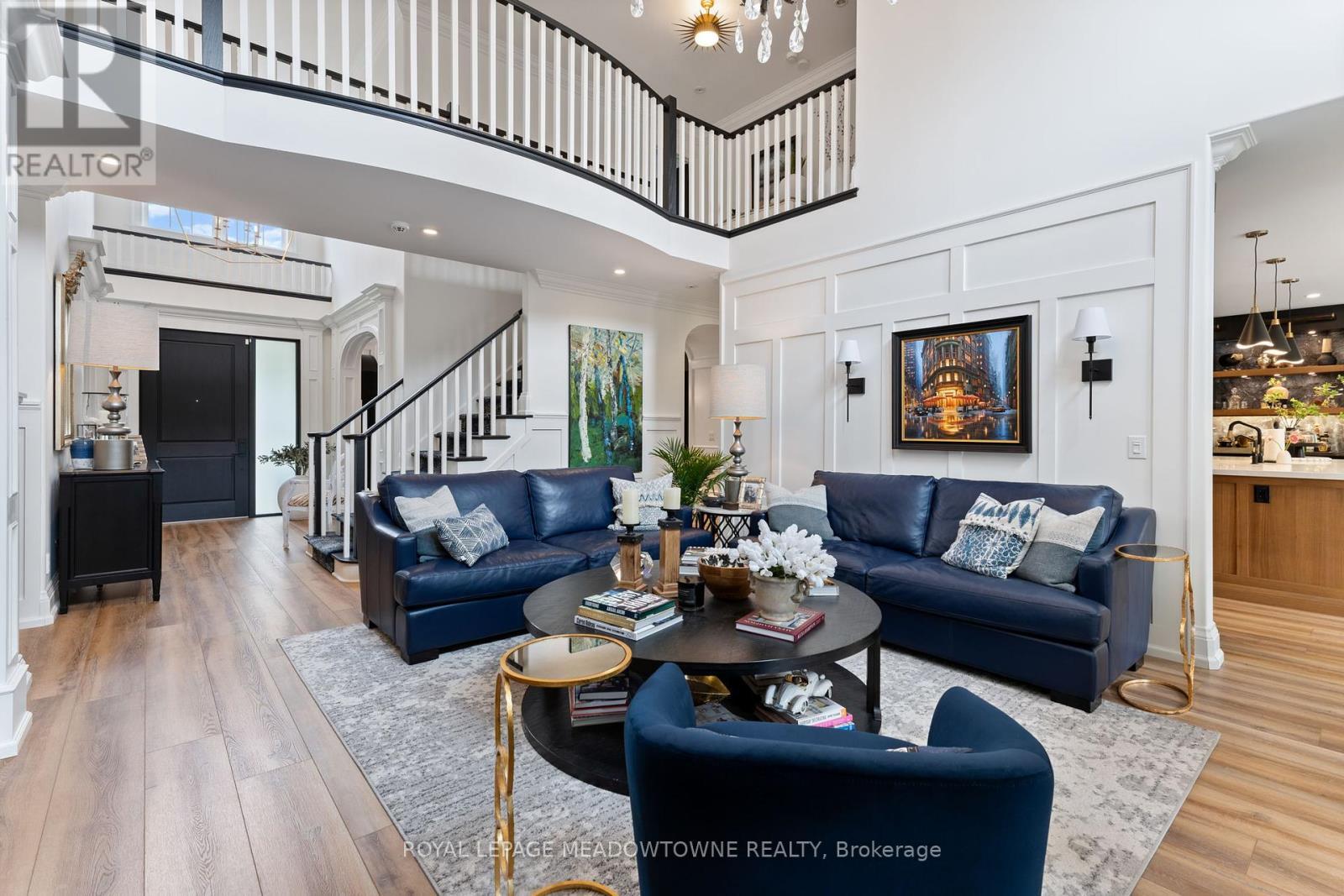 












3 BOGLE DRIVE

,
Hamilton,




Ontario
L0R1H2

