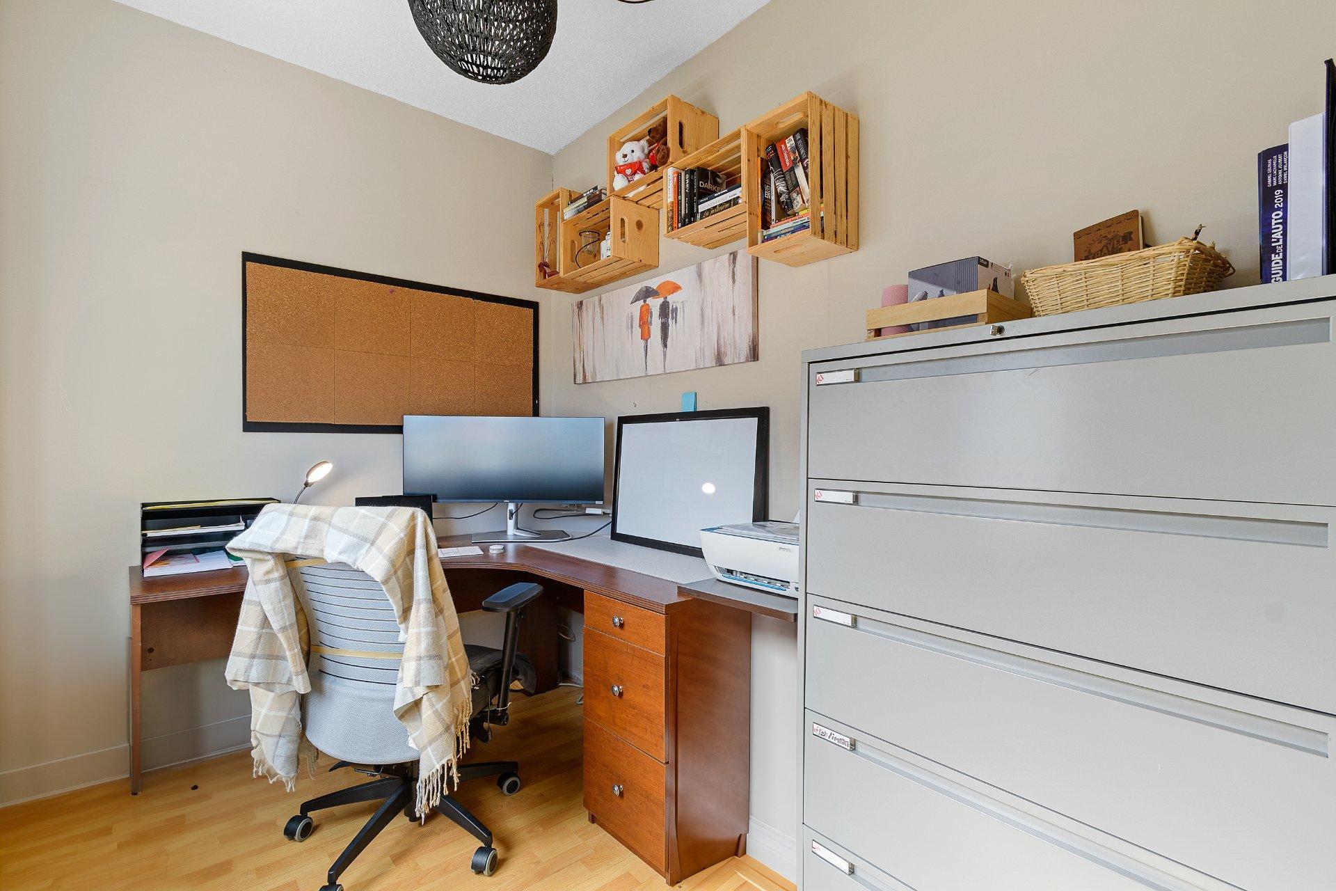 









125


Rue du Muscadet

,
Gatineau (Masson-Angers),




QC
J8M2E5

