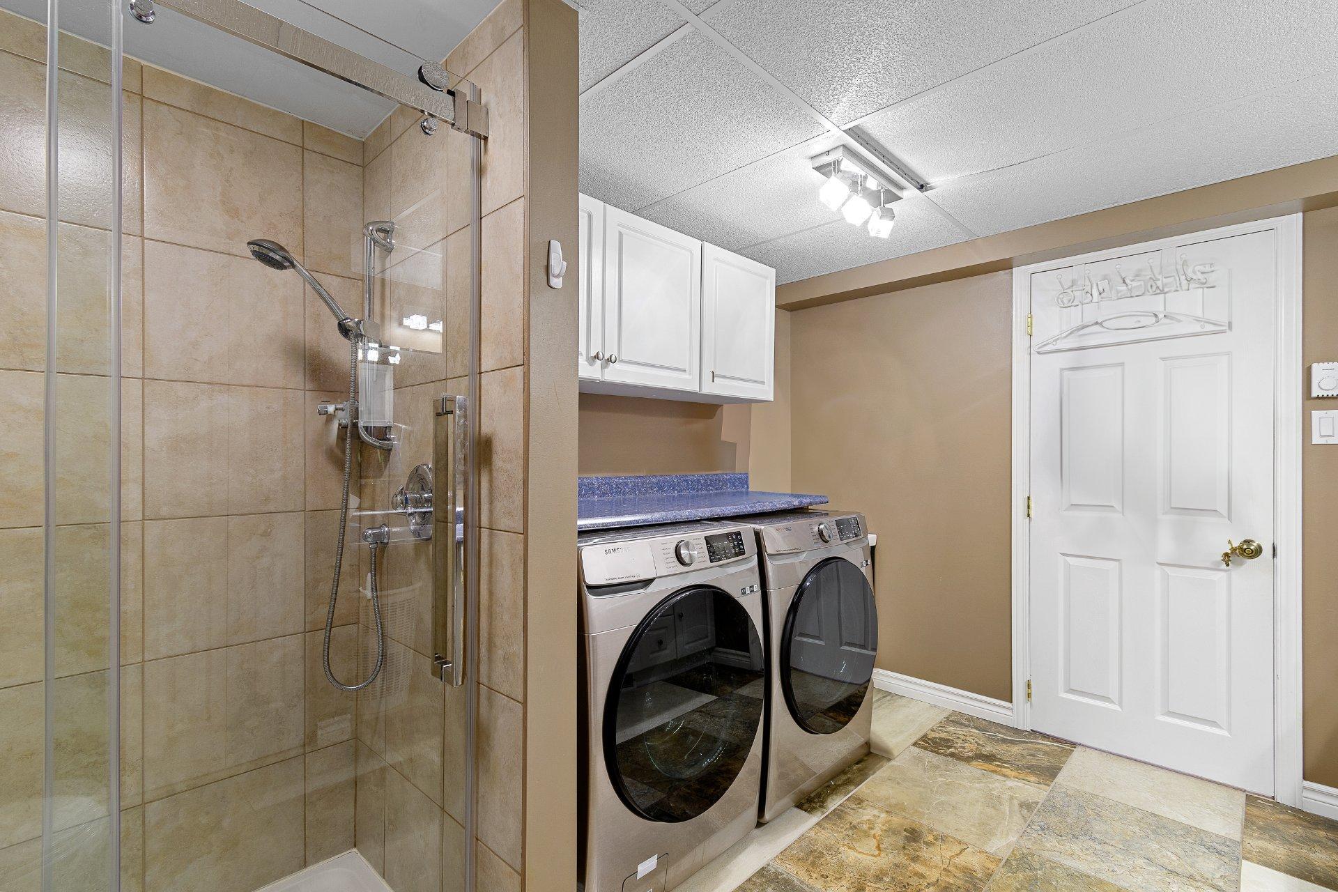 









125


Rue du Muscadet

,
Gatineau (Masson-Angers),




QC
J8M2E5

