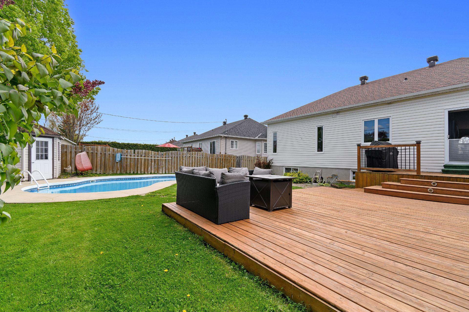 









125


Rue du Muscadet

,
Gatineau (Masson-Angers),




QC
J8M2E5

