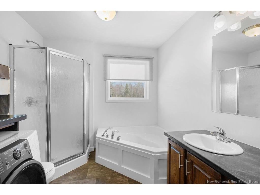 









8020


Hwy 117

,
Black River Bridge,




NB
E1N 5K5

