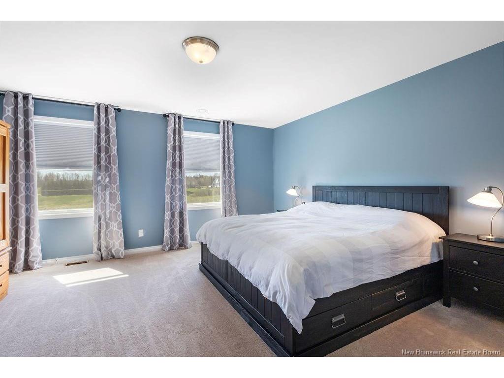 









8020


Hwy 117

,
Black River Bridge,




NB
E1N 5K5

