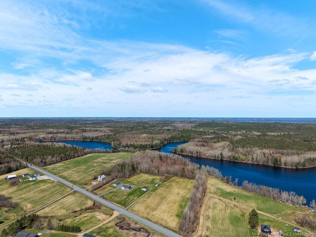 









8020


Hwy 117

,
Black River Bridge,




NB
E1N 5K5

