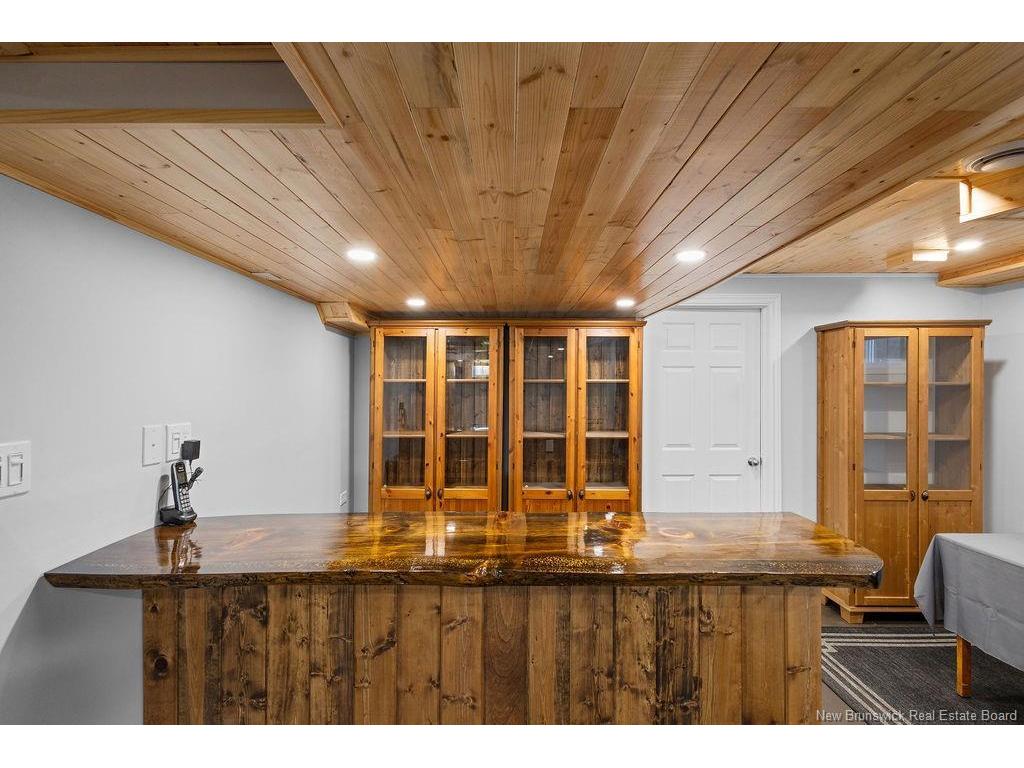 









8020


Hwy 117

,
Black River Bridge,




NB
E1N 5K5

