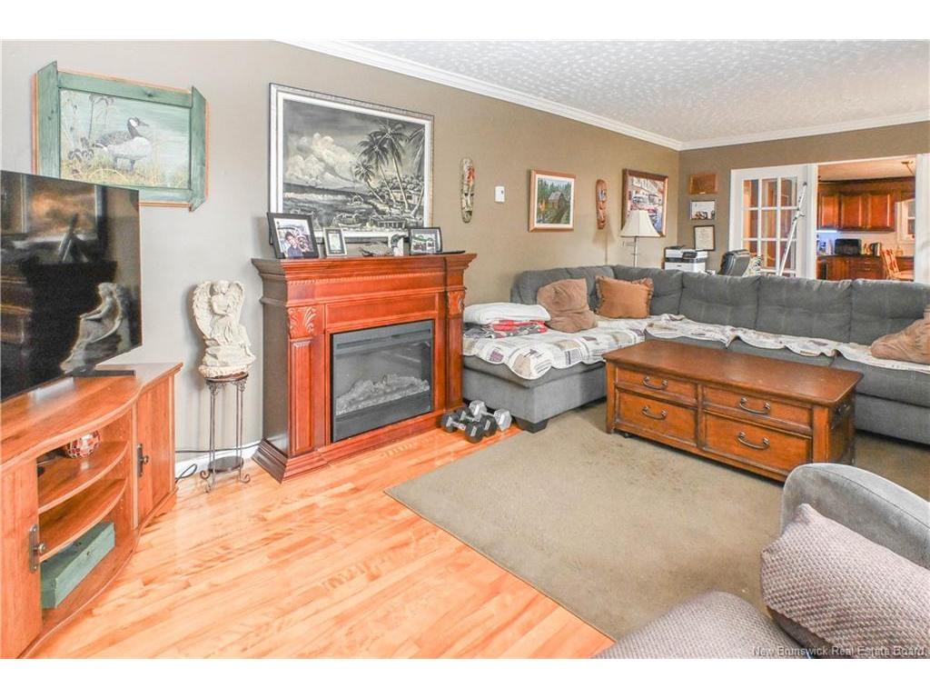 









4


Jadi

LANE,
Chiasson Office,




NB
E8S 2S6

