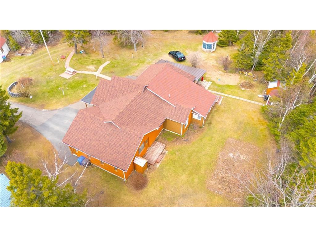 









4


Jadi

LANE,
Chiasson Office,




NB
E8S 2S6

