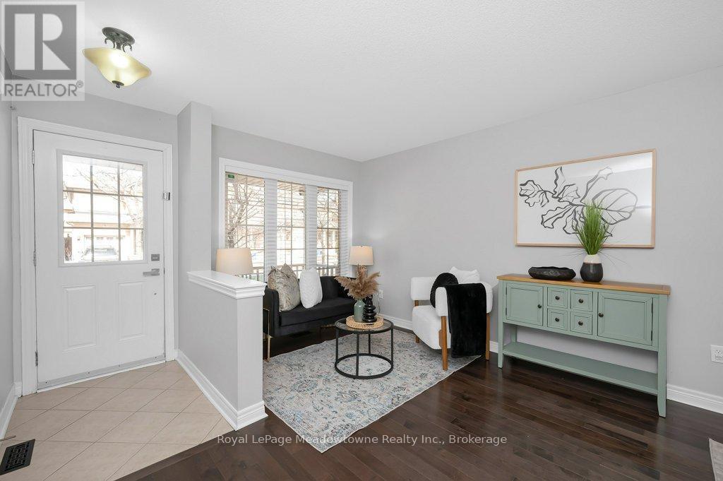 












152 WESTON DRIVE

,
Milton (SC Scott),




Ontario
L9T0V6


