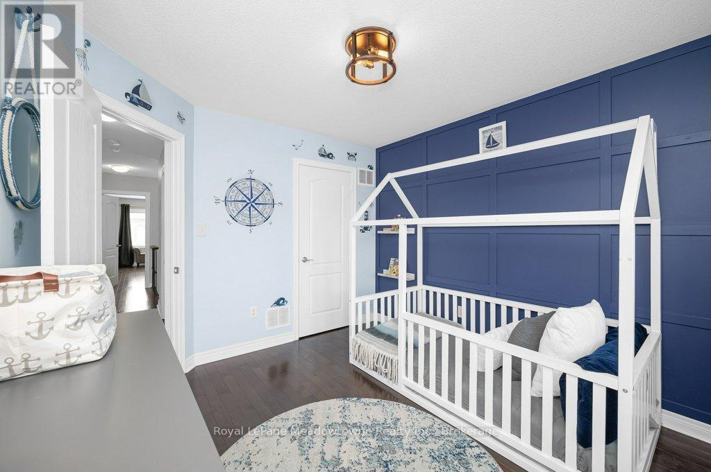 












152 WESTON DRIVE

,
Milton (SC Scott),




Ontario
L9T0V6

