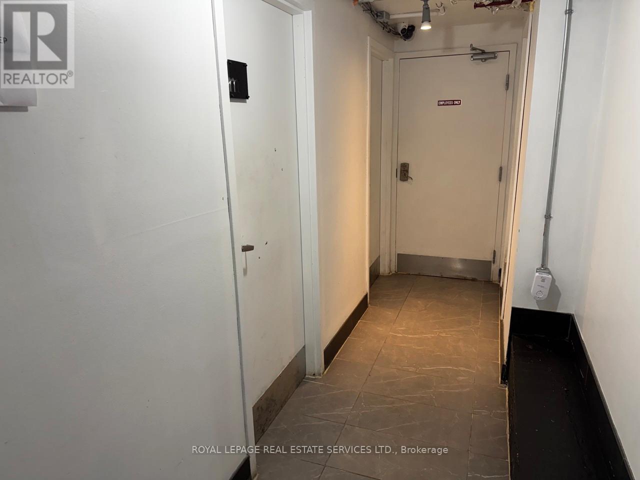 












2014 QUEEN STREET E

,
Toronto,




Ontario
M4L1J3

