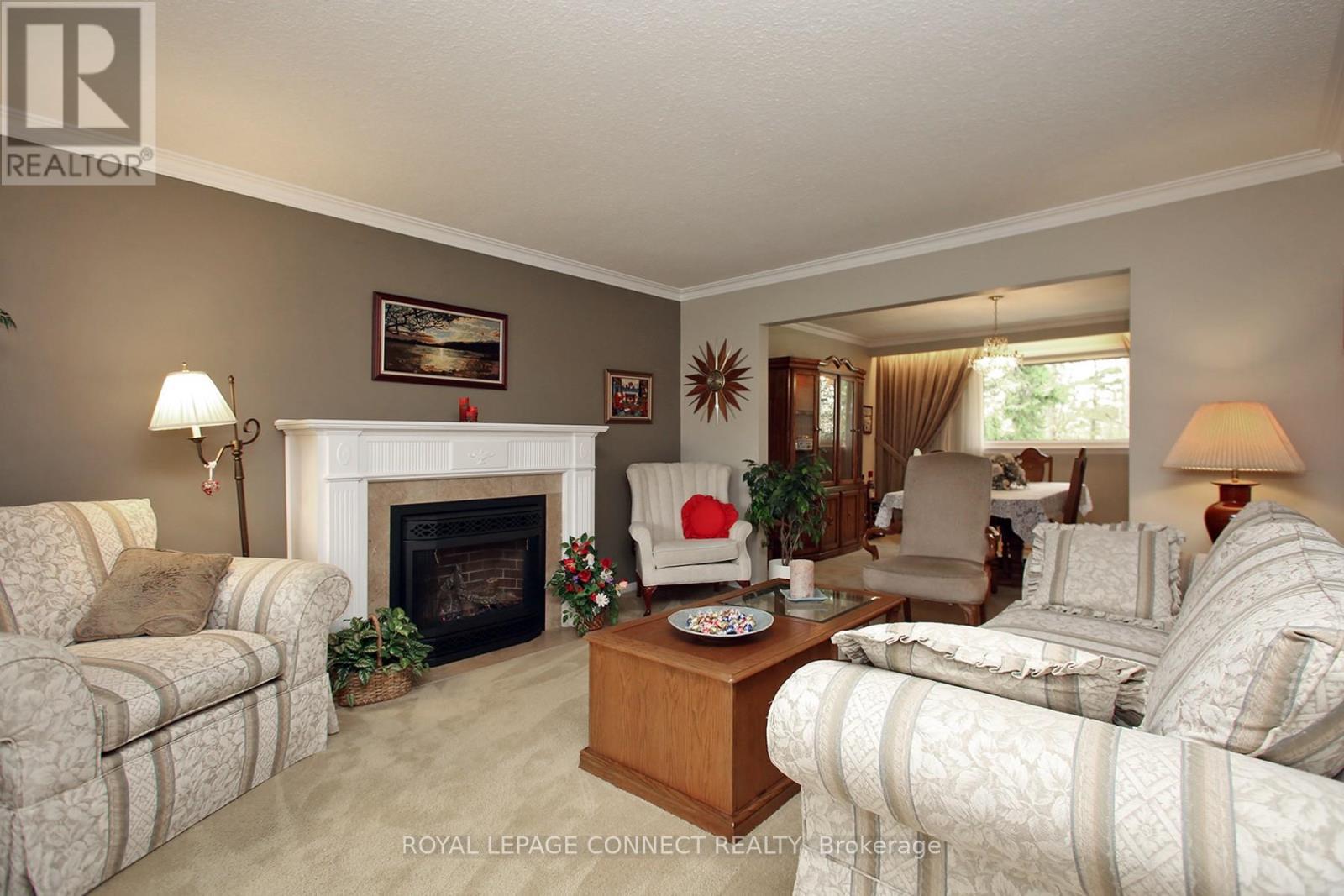 












92 HOLMCREST TRAIL

,
Toronto,




Ontario
M1C1V5

