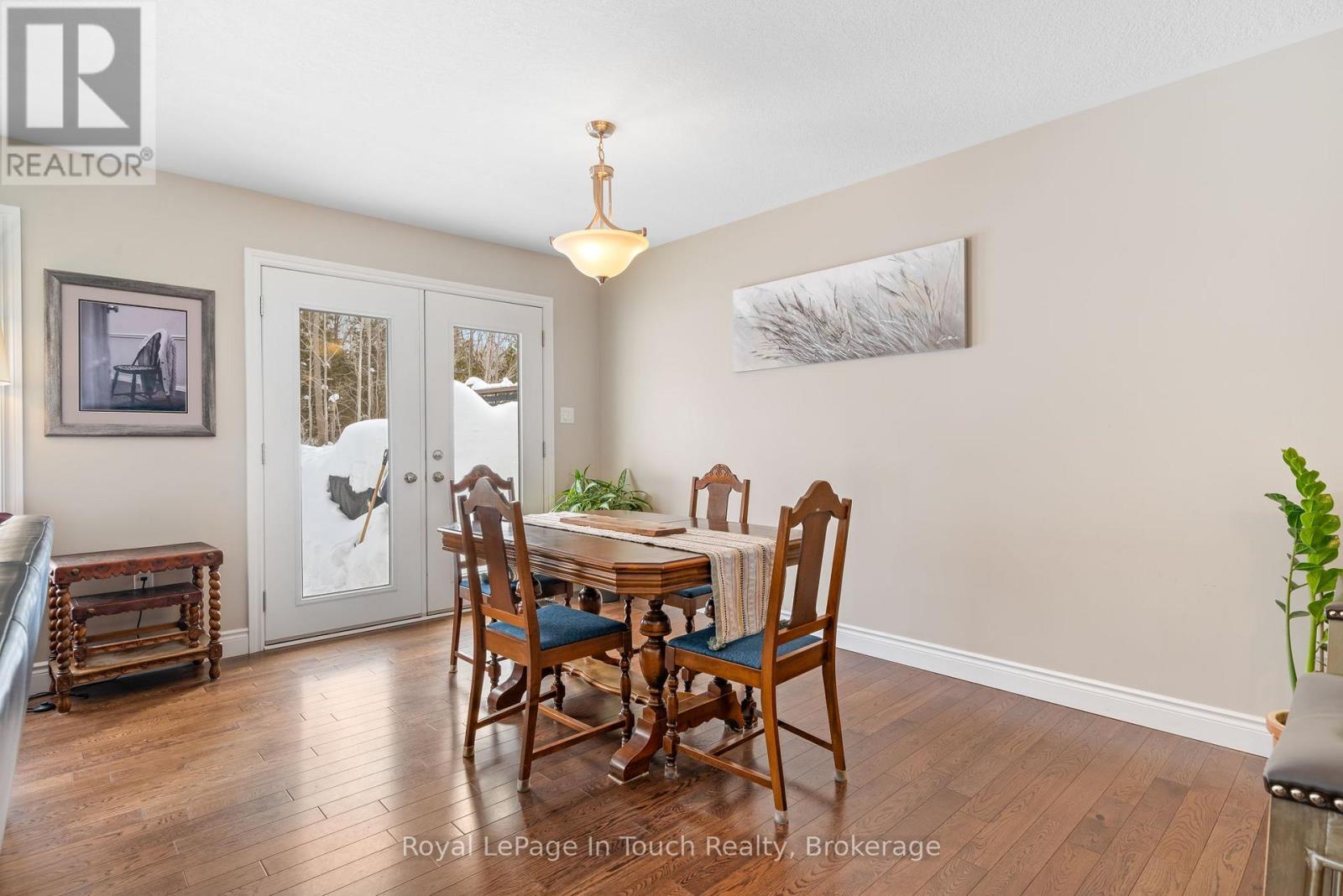 












15 RALPH DALTON BOULEVARD

,
Tay (Victoria Harbour),




Ontario
L0K2A0

