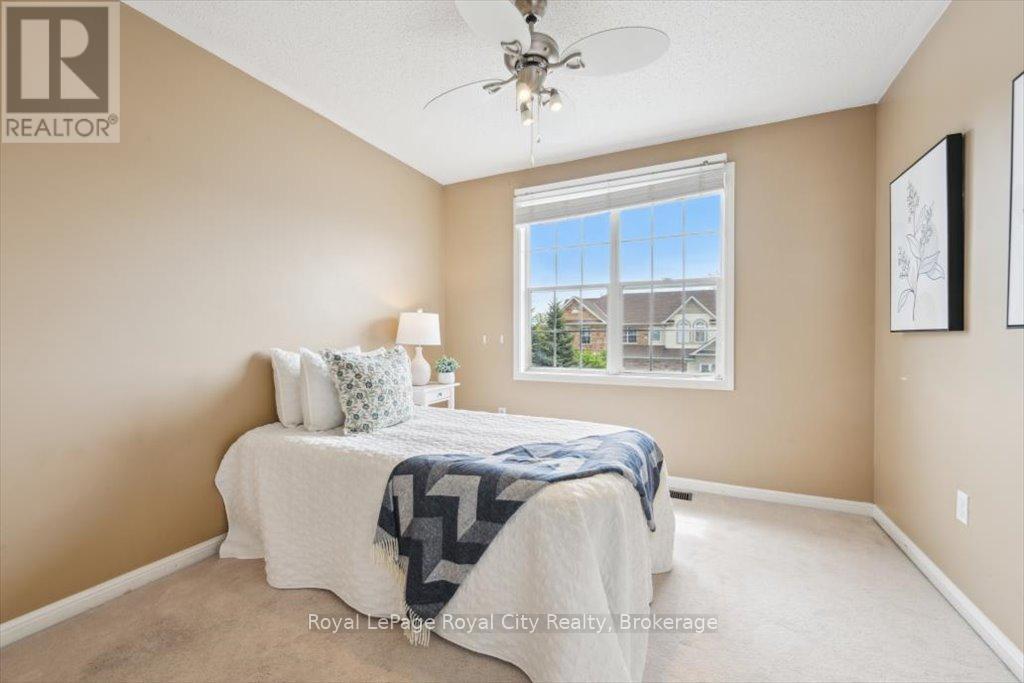 












1617 GOWLING TERRACE

,
Milton (CL Clarke),




Ontario
L9T5J6

