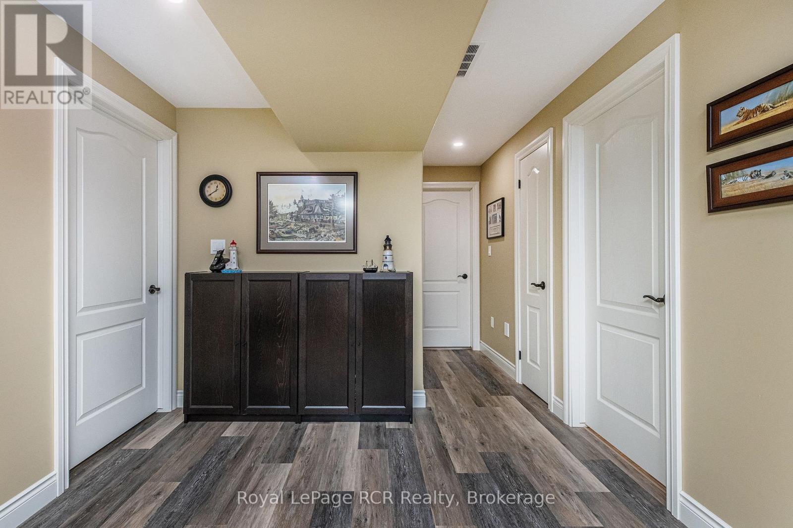 












773 15TH STREET

,
Hanover,




Ontario
N4N3W7

